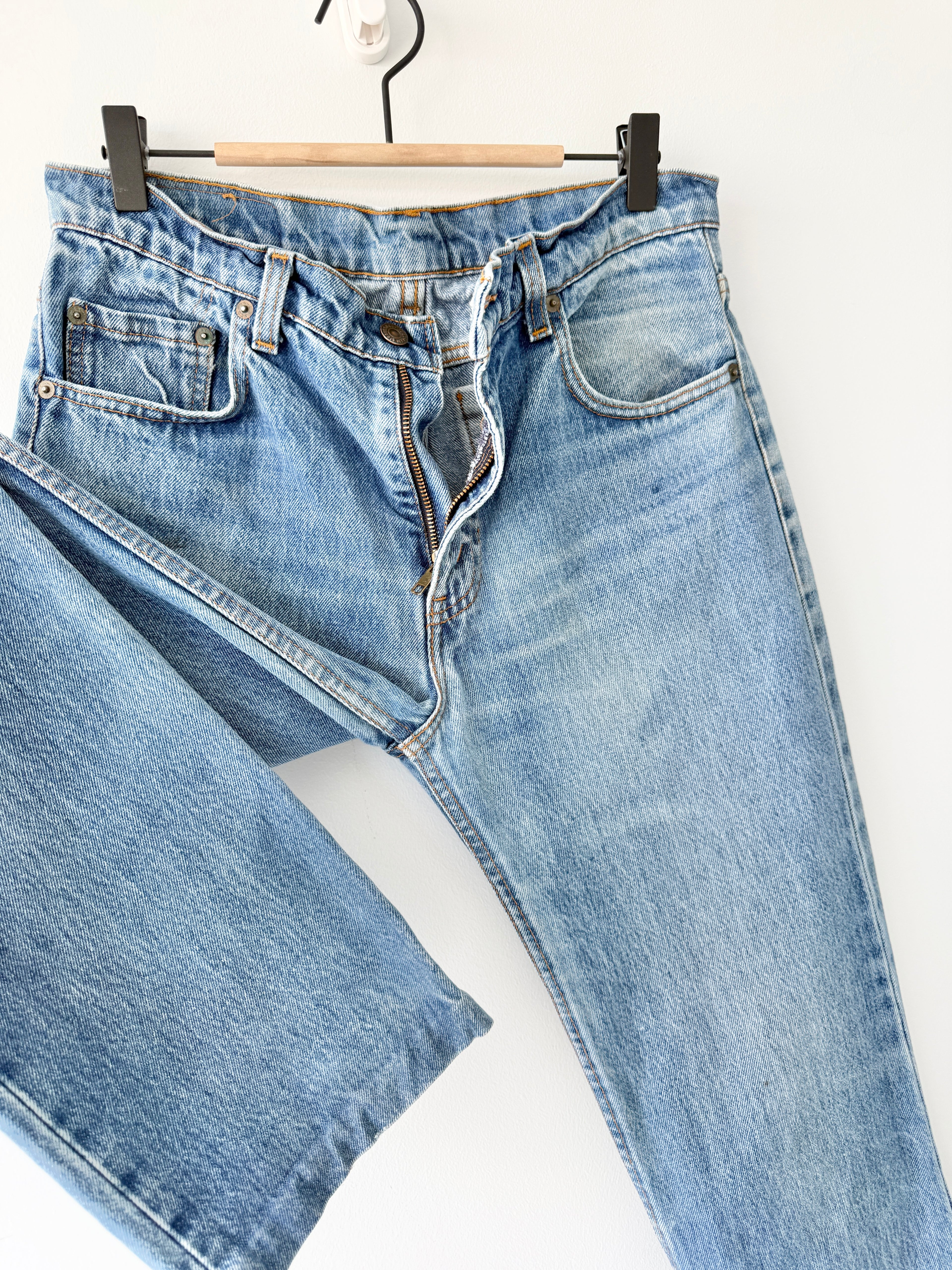 W30 L29 vintage Levis 603 30”measured medium blue 80s 603s