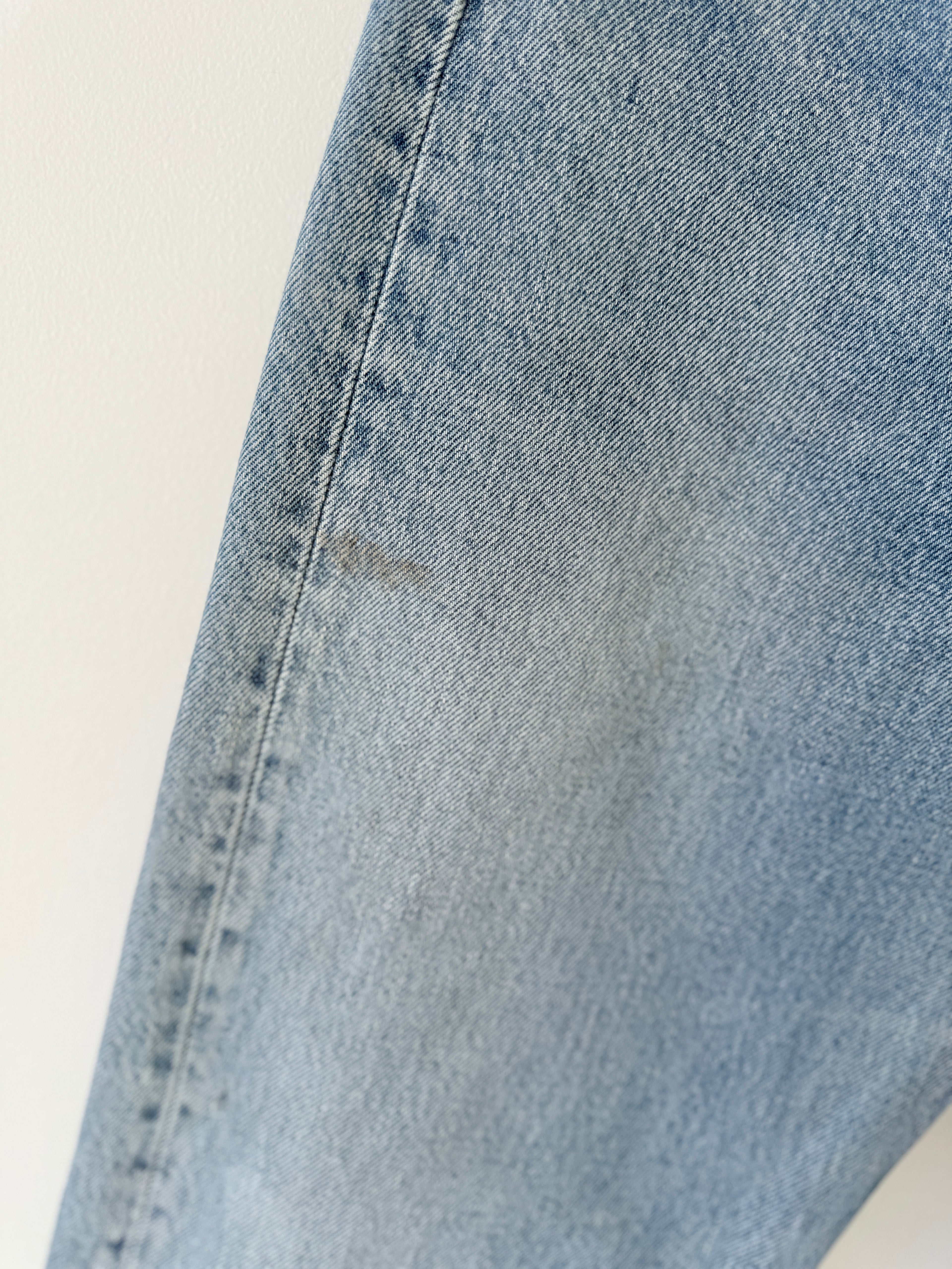 W29 L30 vintage Levis 501 29” measured medium faded blue Y2K Levi’s 501s