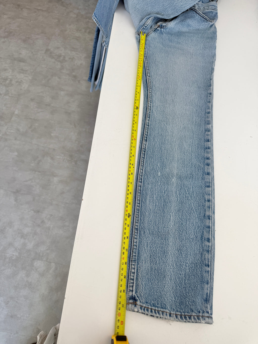 W23 L31 vintage Levis 26501s 22/23” measured light blue 26501s 80s 1984 USA