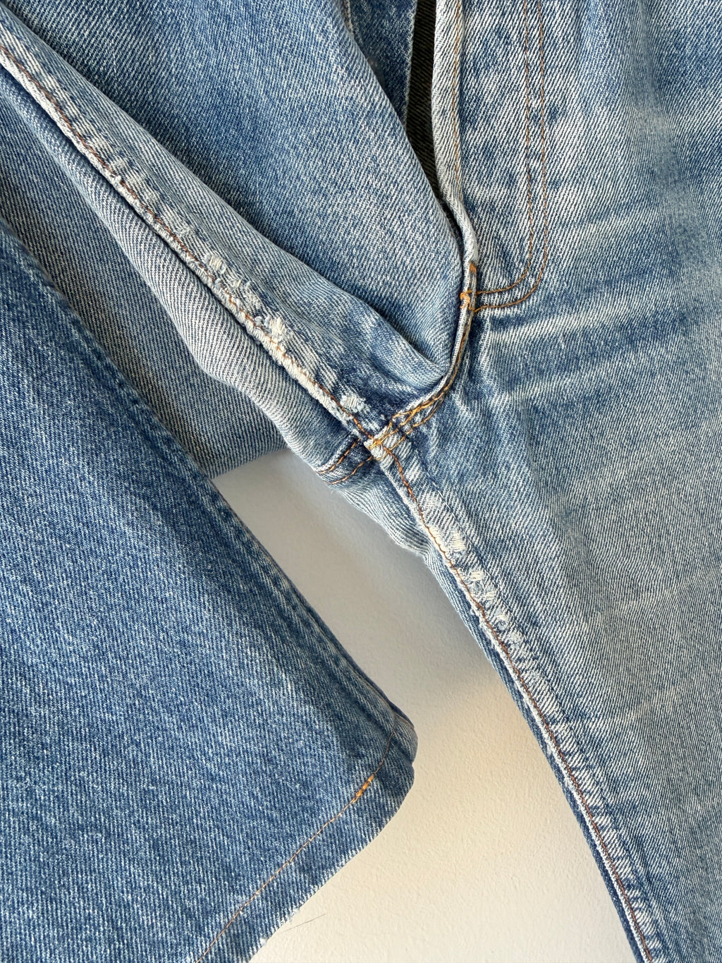 W31 L30 vintage Levis 501 30/31” measured waist dark faded 501s late 80s 90s denim