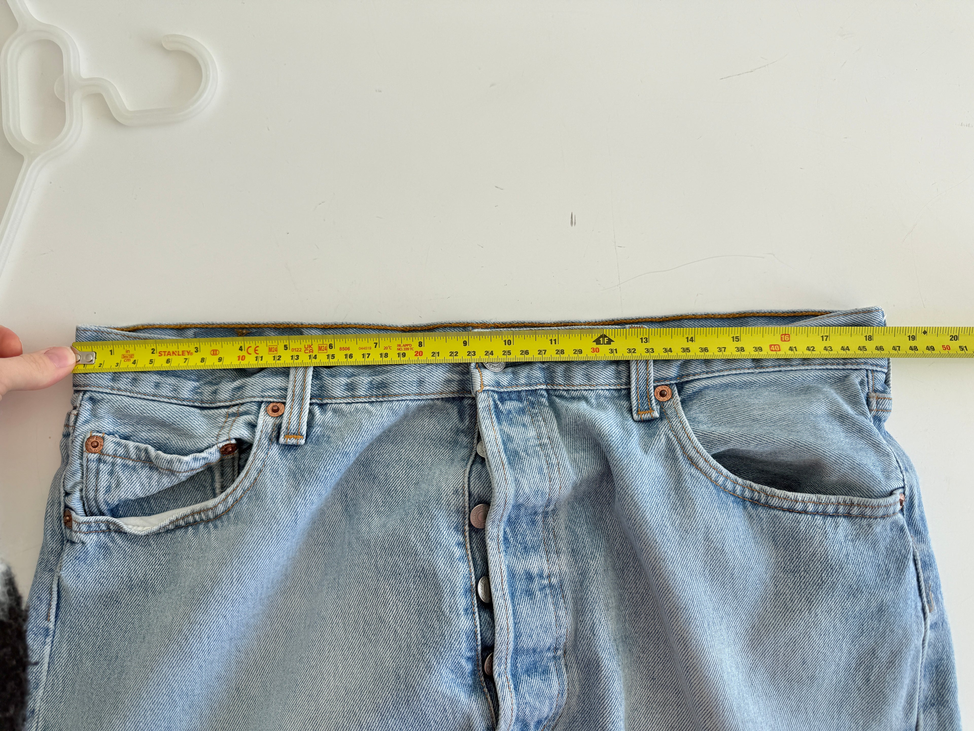 W36 L33 vintage Levis 501 35-36”” measured light blue 90s USA 501s