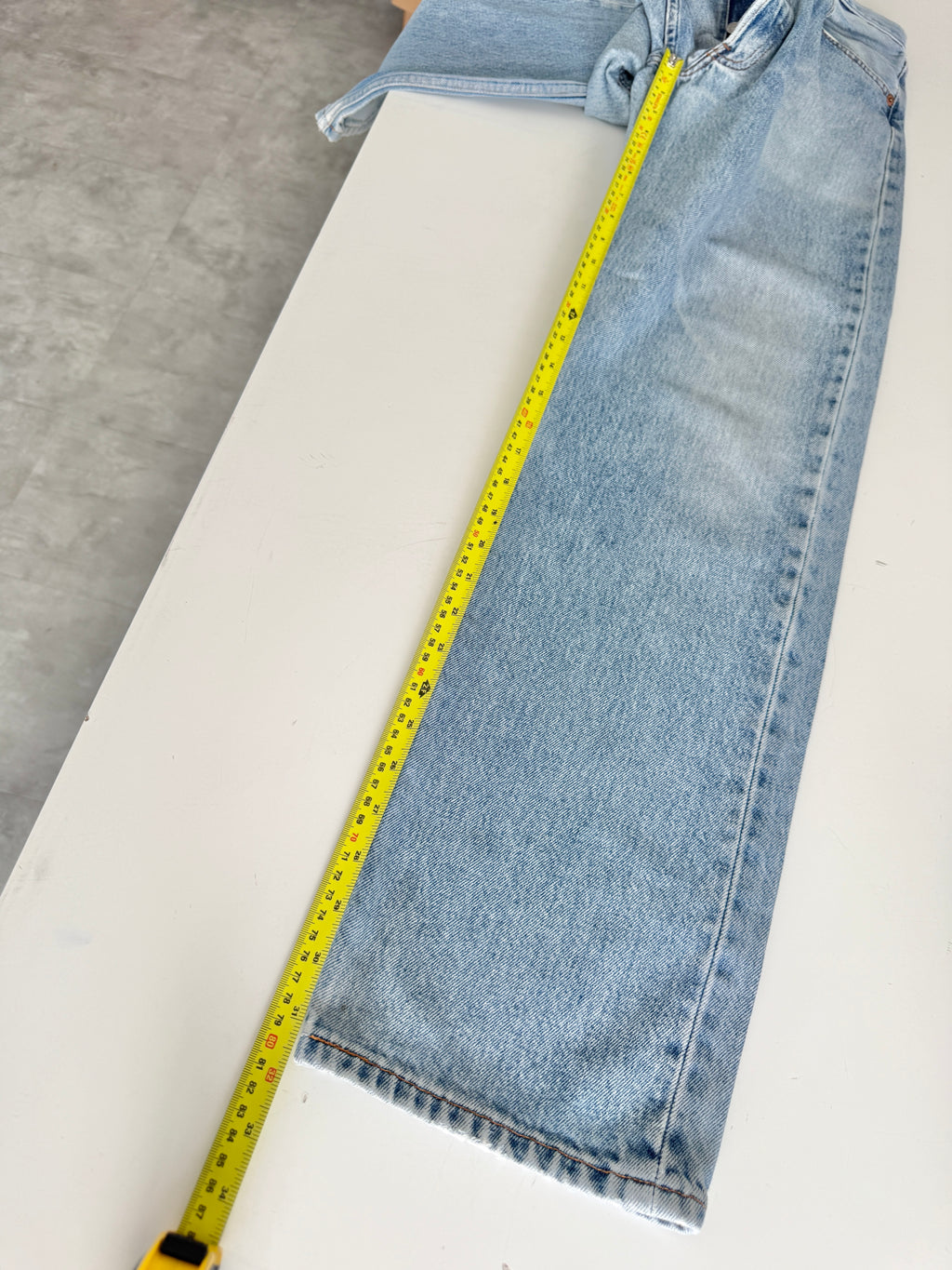 Soft W30 L31 vintage Levis 501 29/30” light blue faded Levi’s 501s Y2K