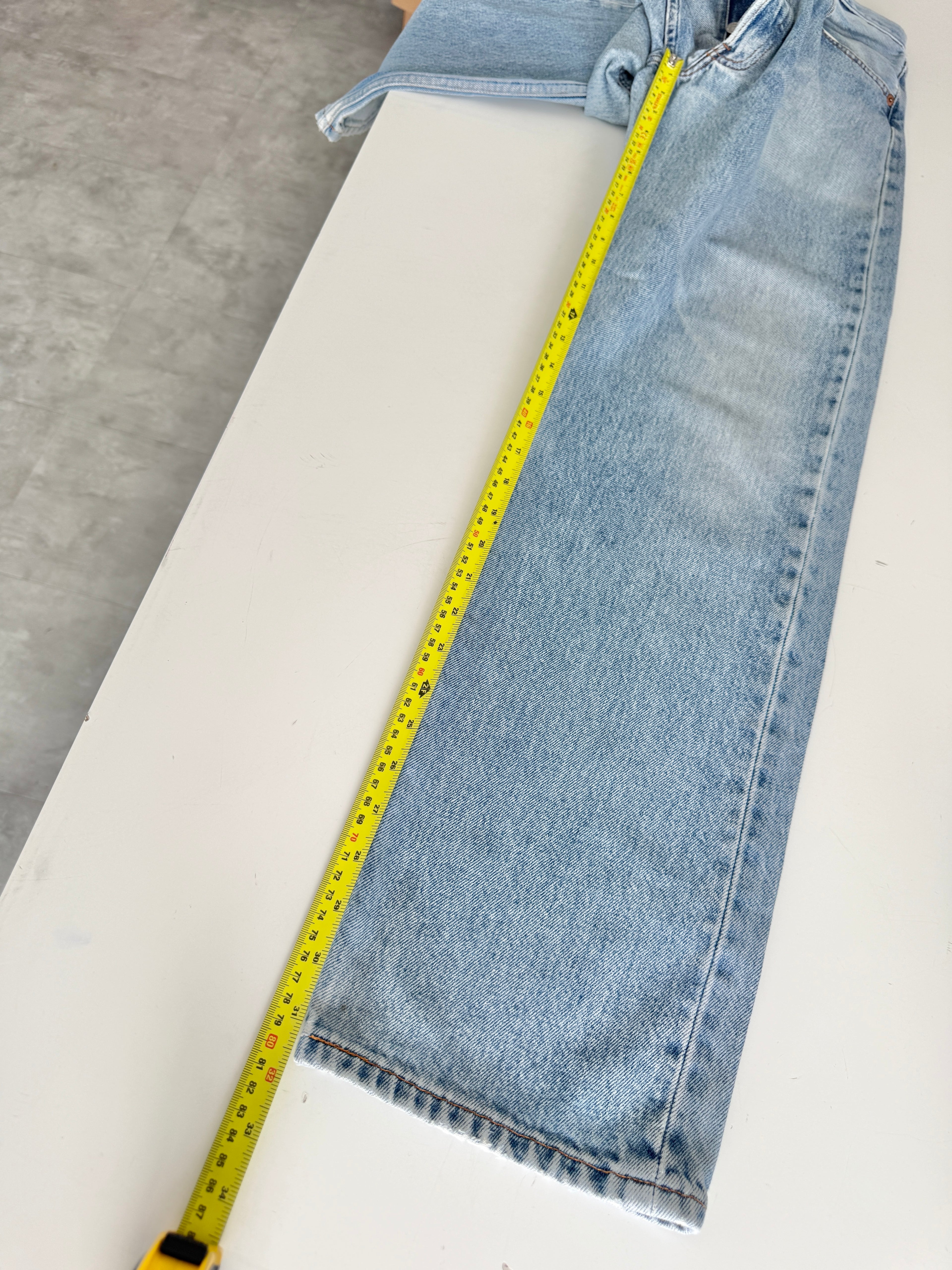 Soft W30 L31 vintage Levis 501 29/30” light blue faded Levi’s 501s Y2K