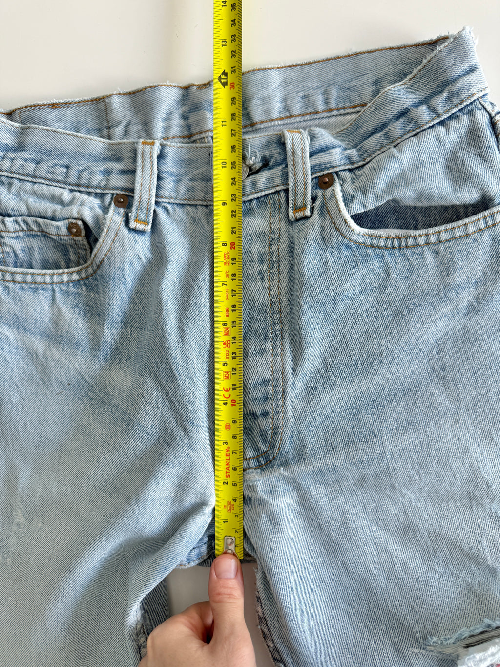 W26 L31 vintage Levis 501 25-26” measured light faded blue 70s/80’s levi’s 501s made in USA