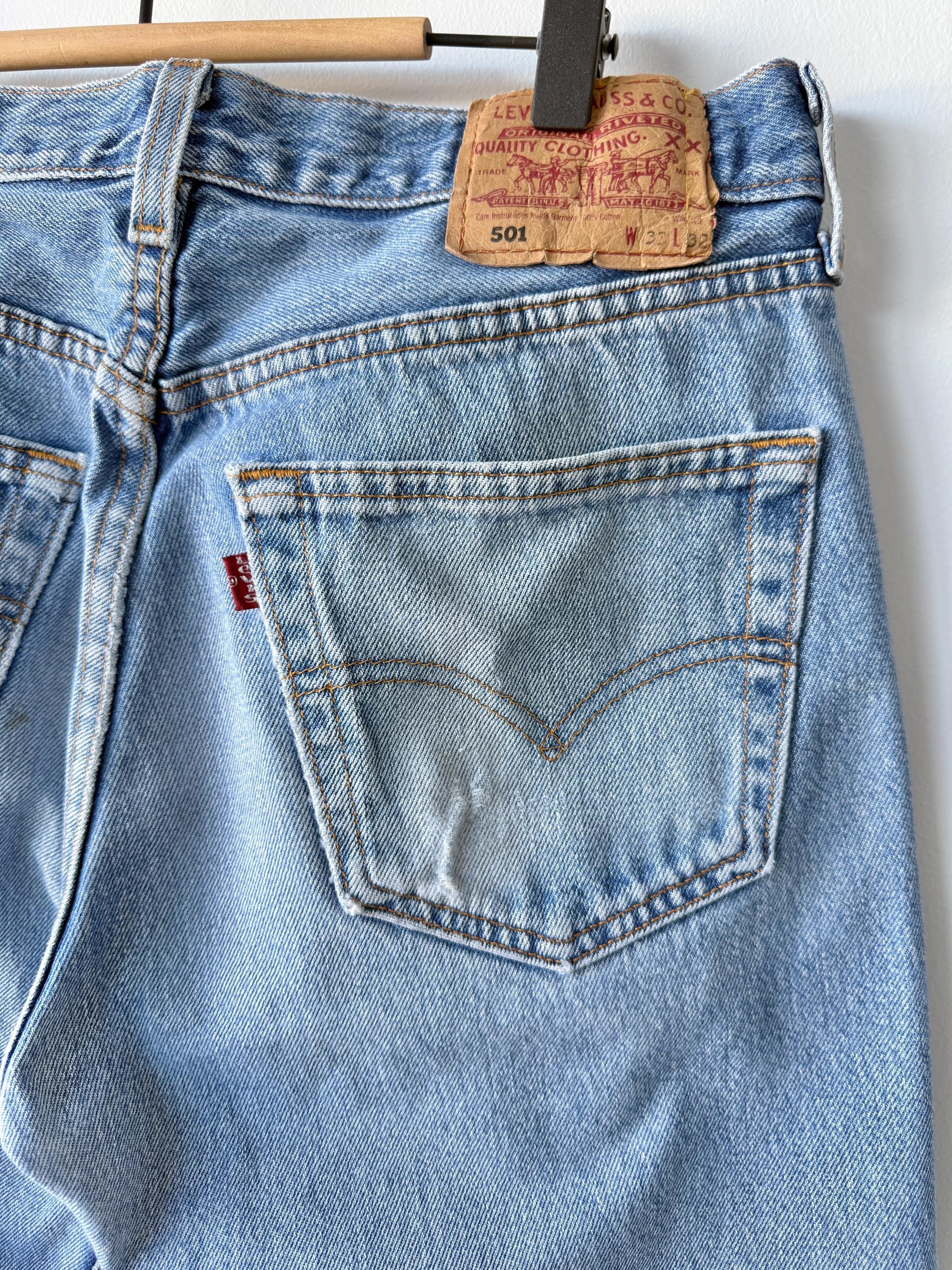 W31 L31 Levis 501 vintage 30-31” measured waist made in USA 90s