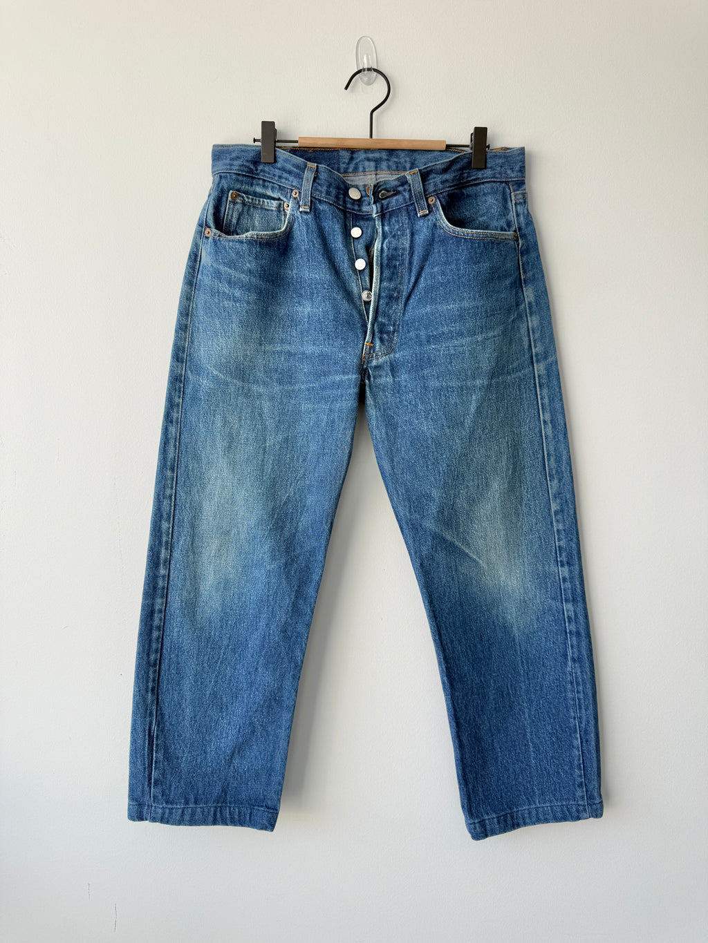W31 L26 vintage Levis 501 0115 dark blue 30/31” measured waist 501s 80s USA