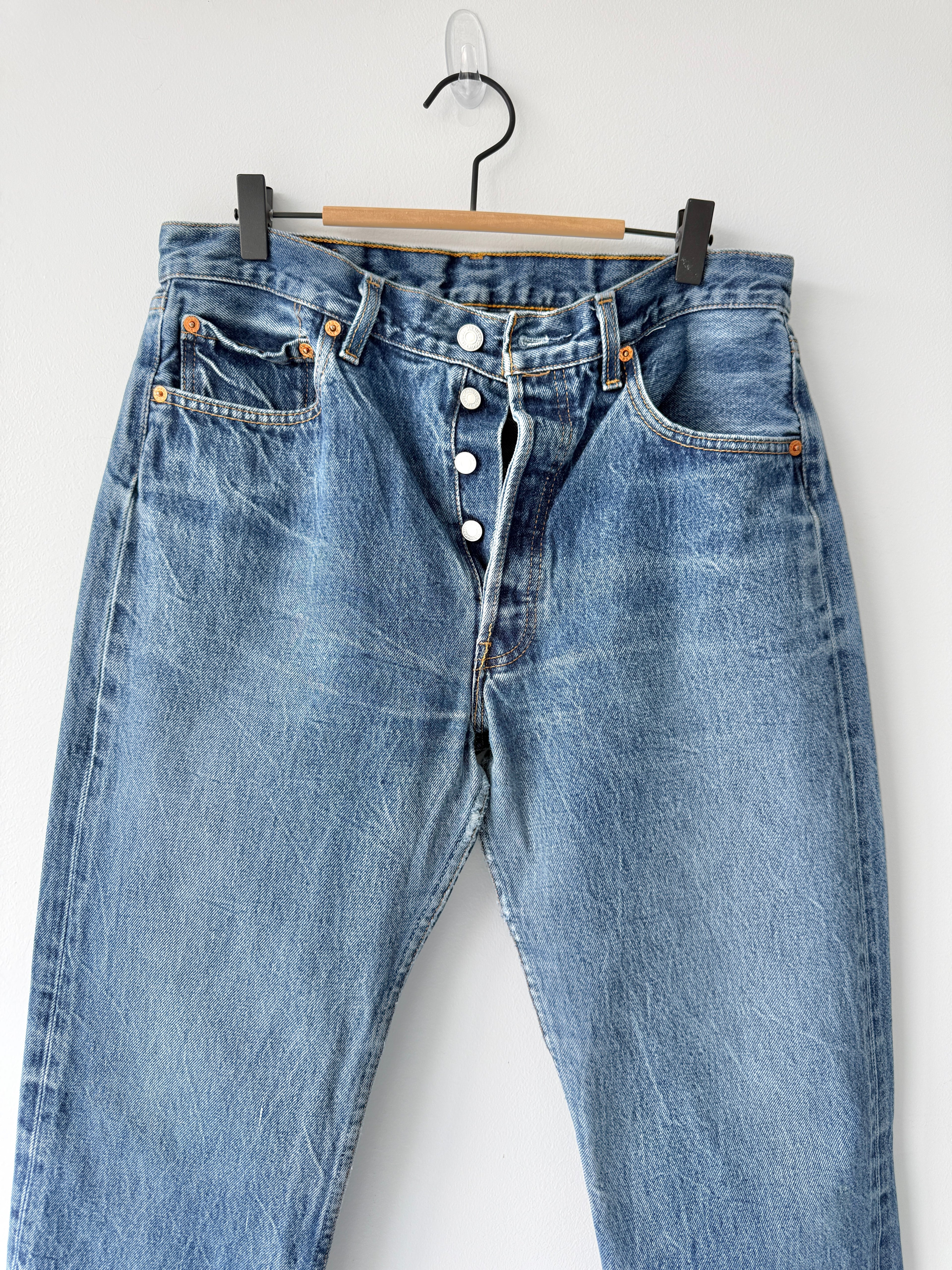 W31 L29 vintage Levis 501s 30/31” measured dark blue denim Levi’s 501s 90s