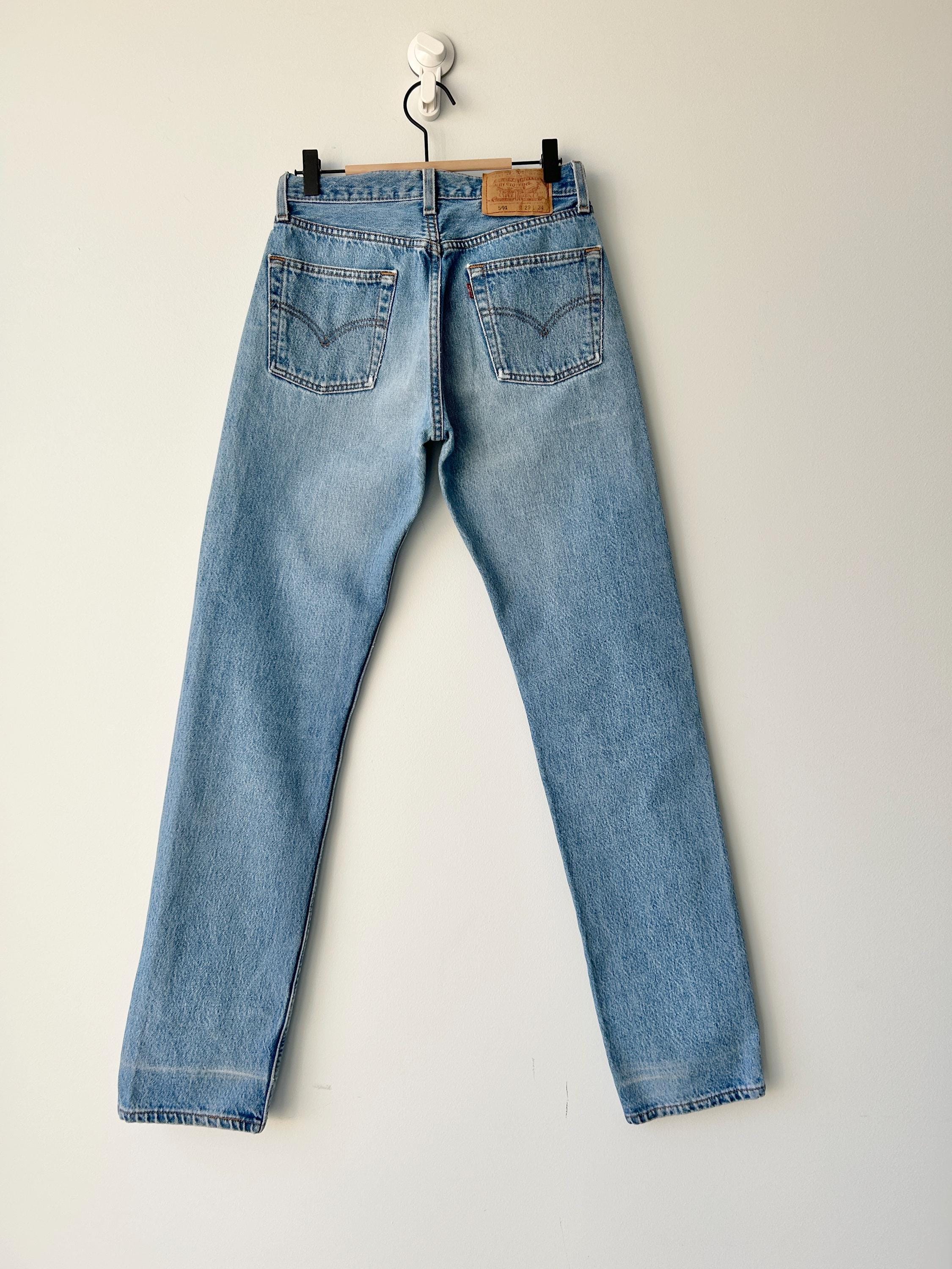 Levis 501 vintage w27 L33 Levi’s medium blue shade made in USA 90s straight leg jeans 501 vintage 26”/27” waist tbcengland