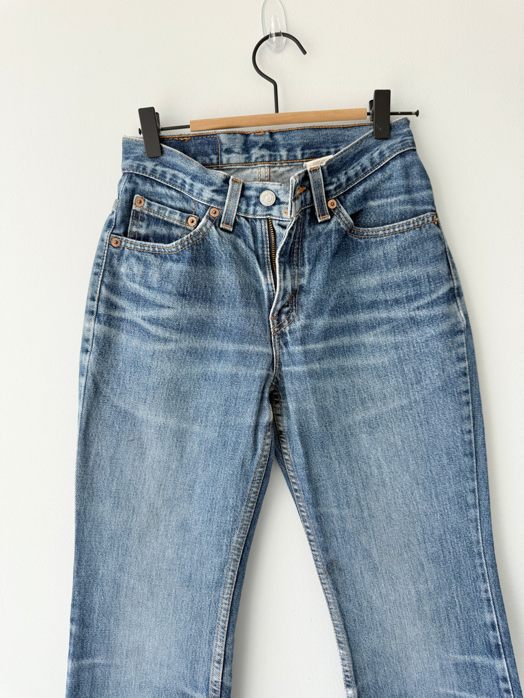 W24 L31 vintage Levis 517 24” measured waist dark faded blue USA 90s 517s