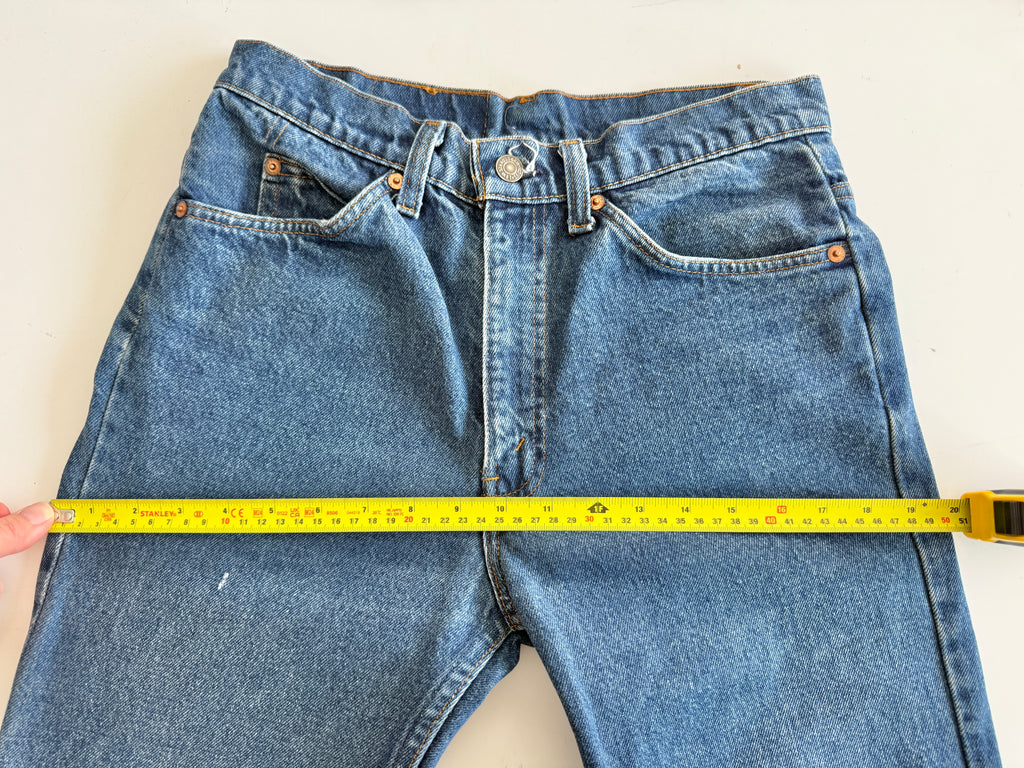 W26 L32 vintage Levis 517s dark blue  25” measured waist 517s USA 80s