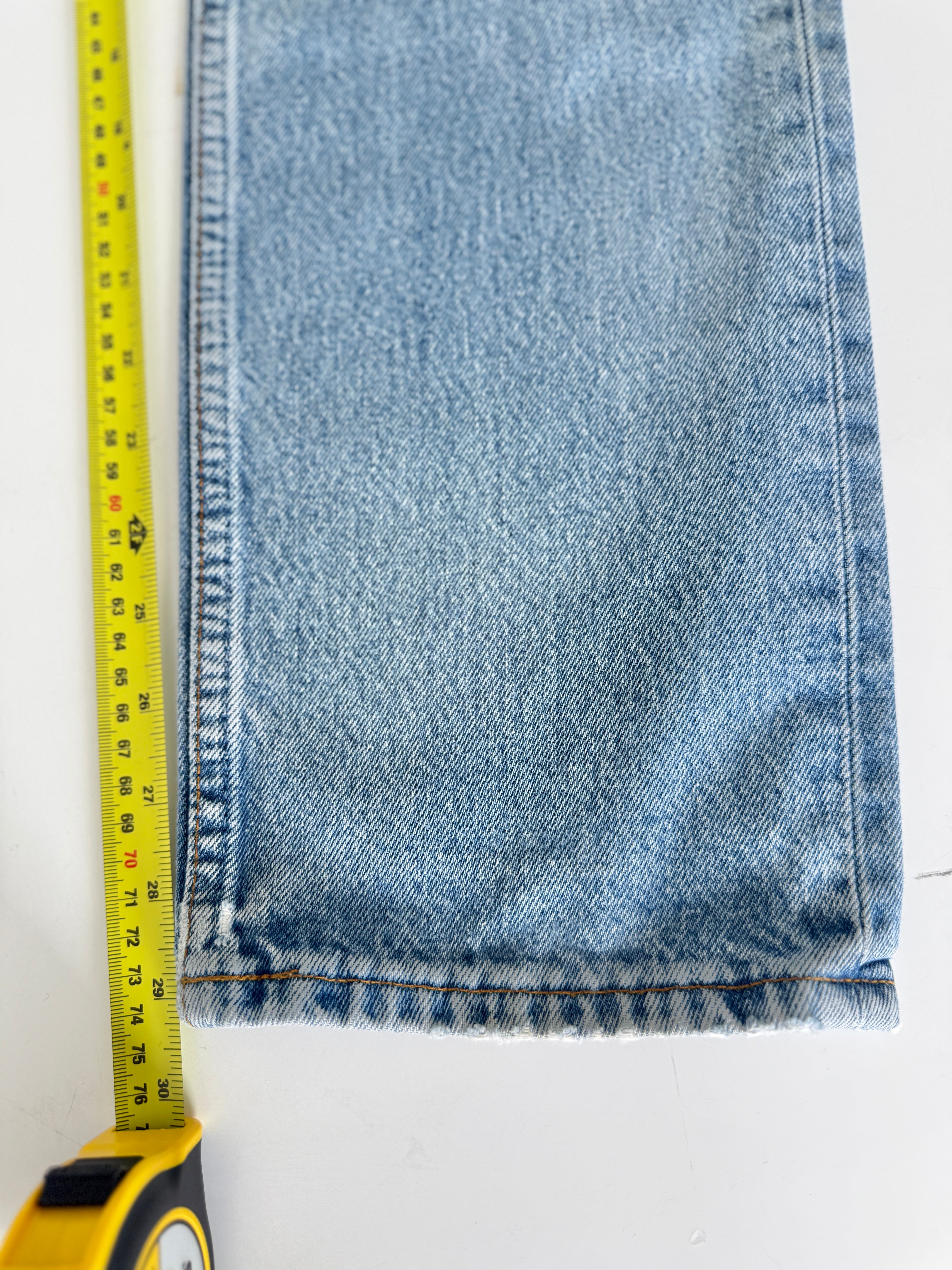 Soft W26 L29 vintage Levis 501 25/26” measured unique faded blue denim Y2K  Levi’s 501s