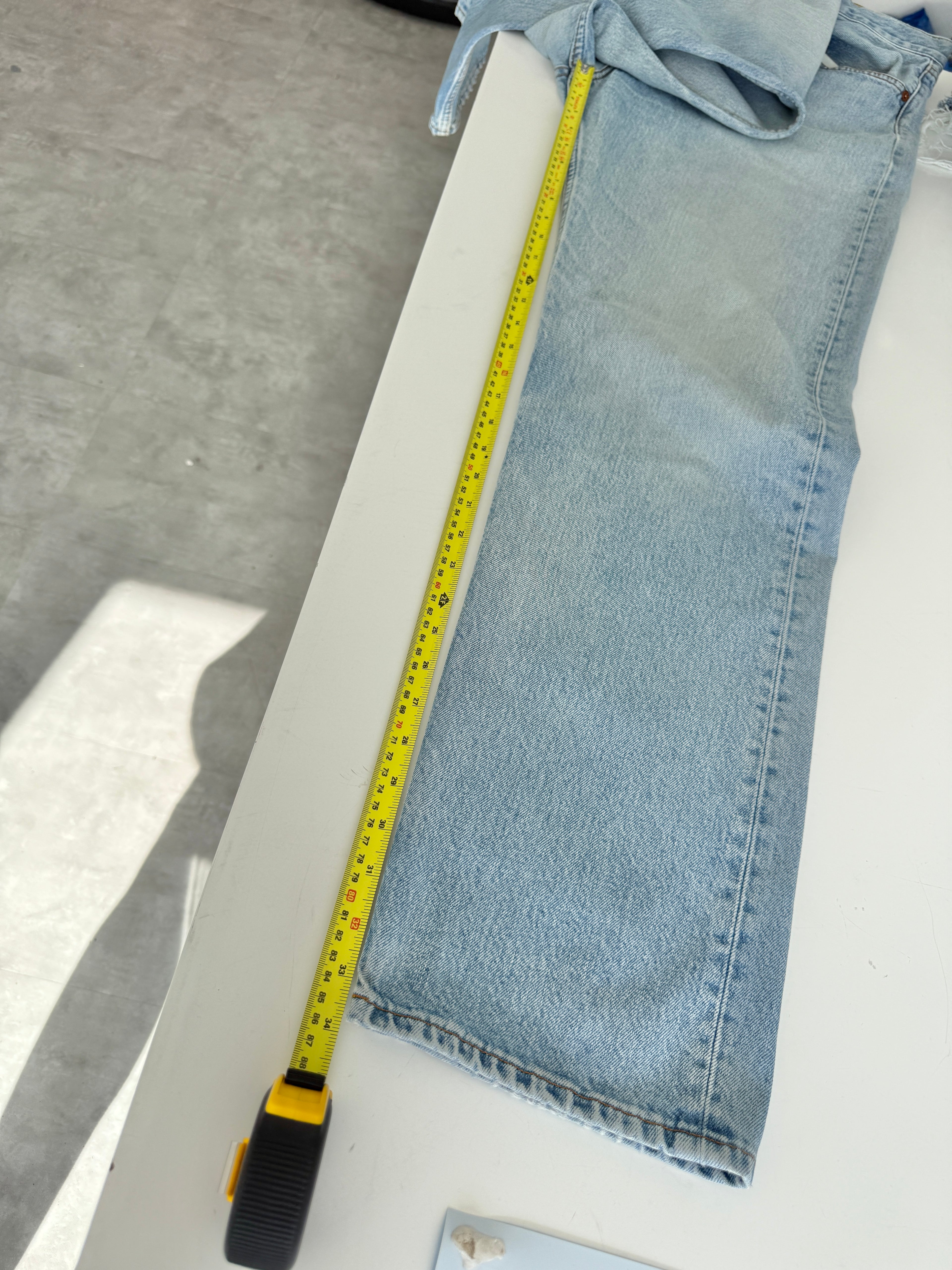 Soft W36 L34 vintage Levis 501 35/36” measured waist light faded 501s 90s denim