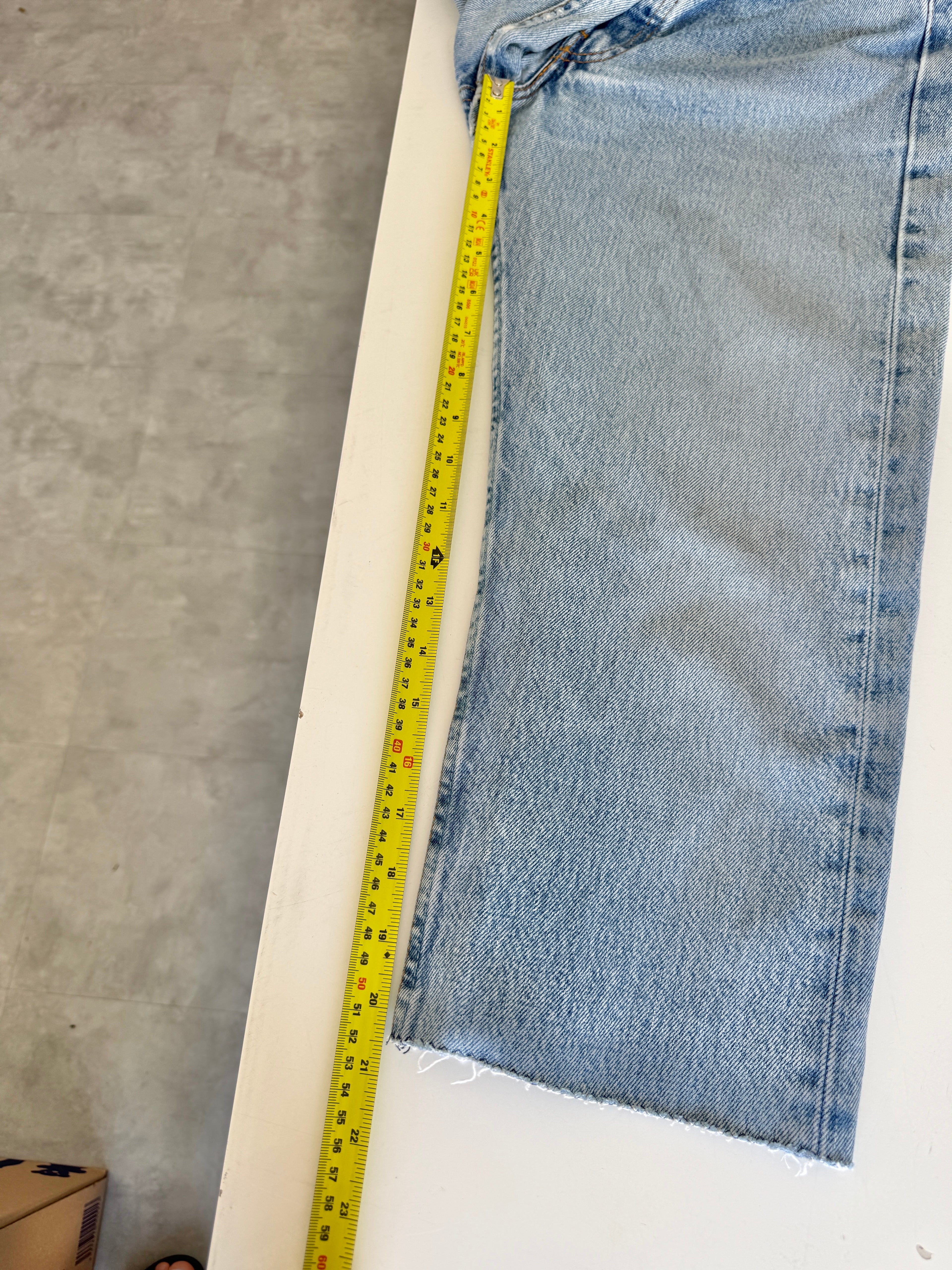 W27 vintage Levis 501 shorts 26/27” light blue Levi’s 501s 90s