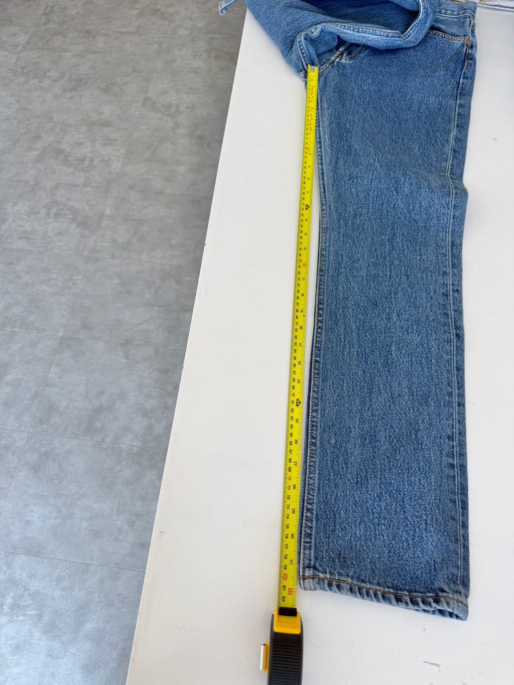 W26 L32 vintage Levis 501 25/26” measured waist dark blue 501s 90s -nl