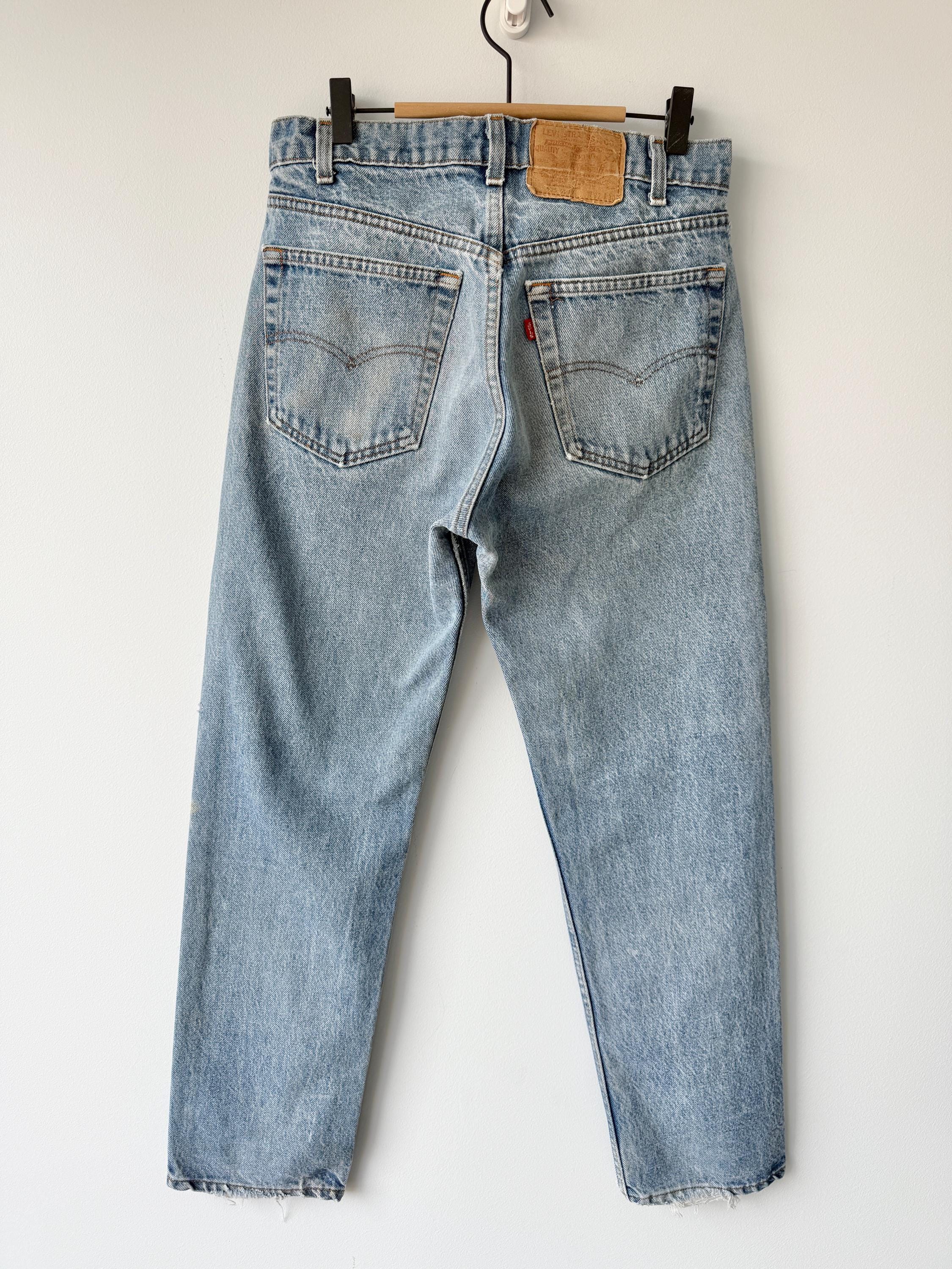 W30 L29 vintage Levis 505 29-30” measured waist faded denim made in USA 80s