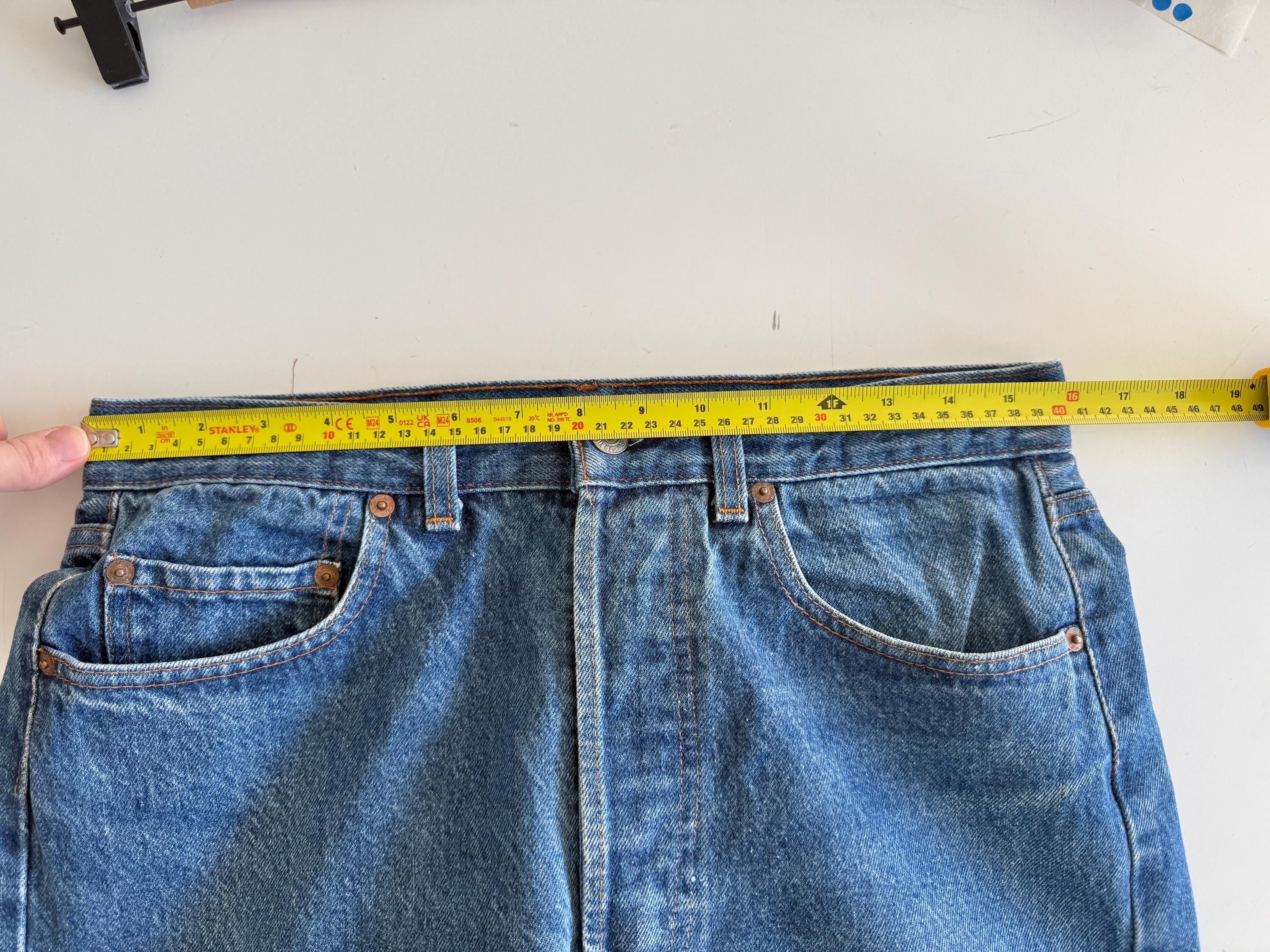 W31 L29 vintage Levis 501 30-31” measured raw blue dark blue made in 70s/80s