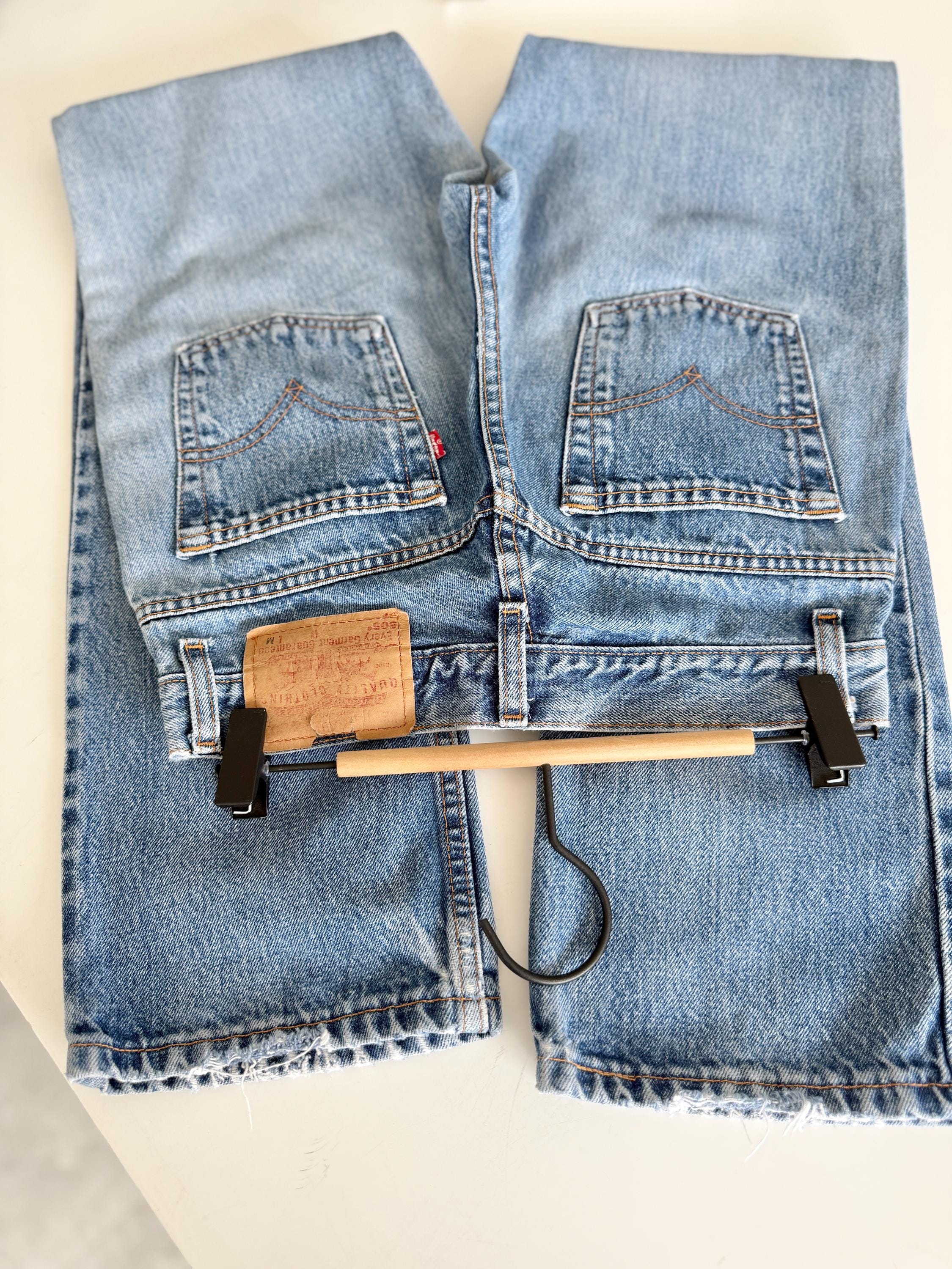 W26 L31 vintage Levis 505 25-27” measured waist medium faded blue