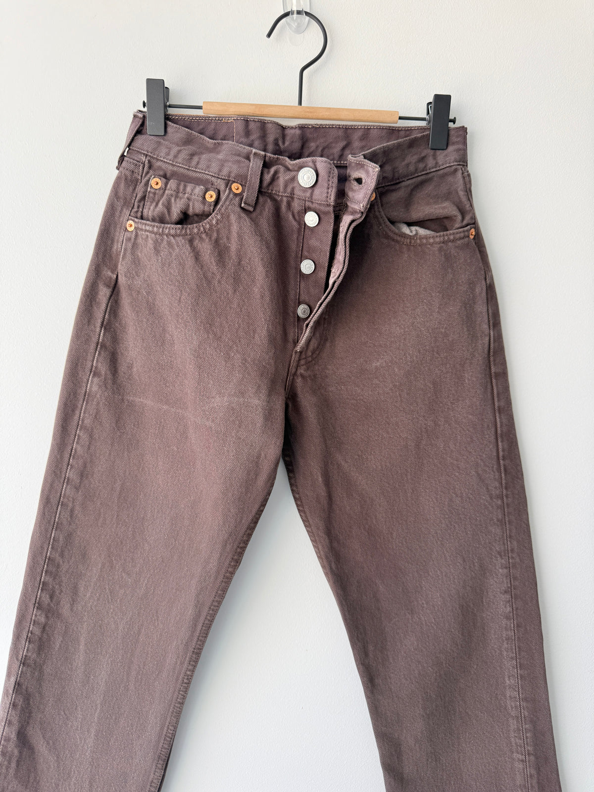 W25 L32 vintage Levis 501 25” measured brown 90s 501s