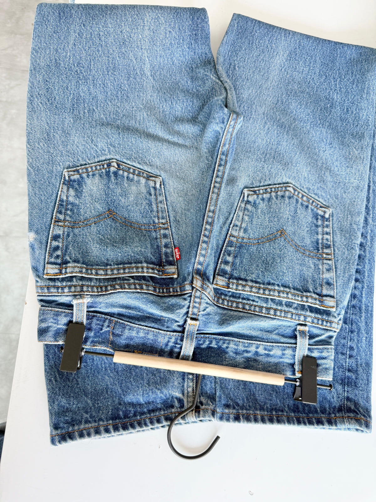 W26 L29 vintage Levis 501 dark faded blue 25/26” measured waist 501s 80s USA