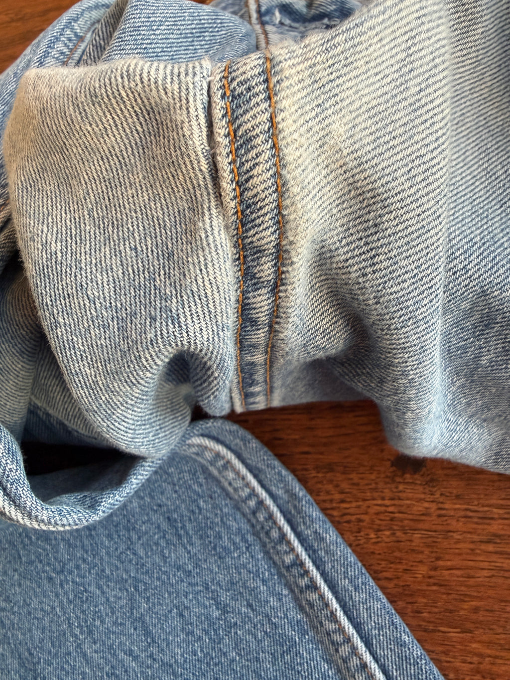 W32 L33 vintage Levis 501s 31/32” measured medium blue faded Y2K 501s