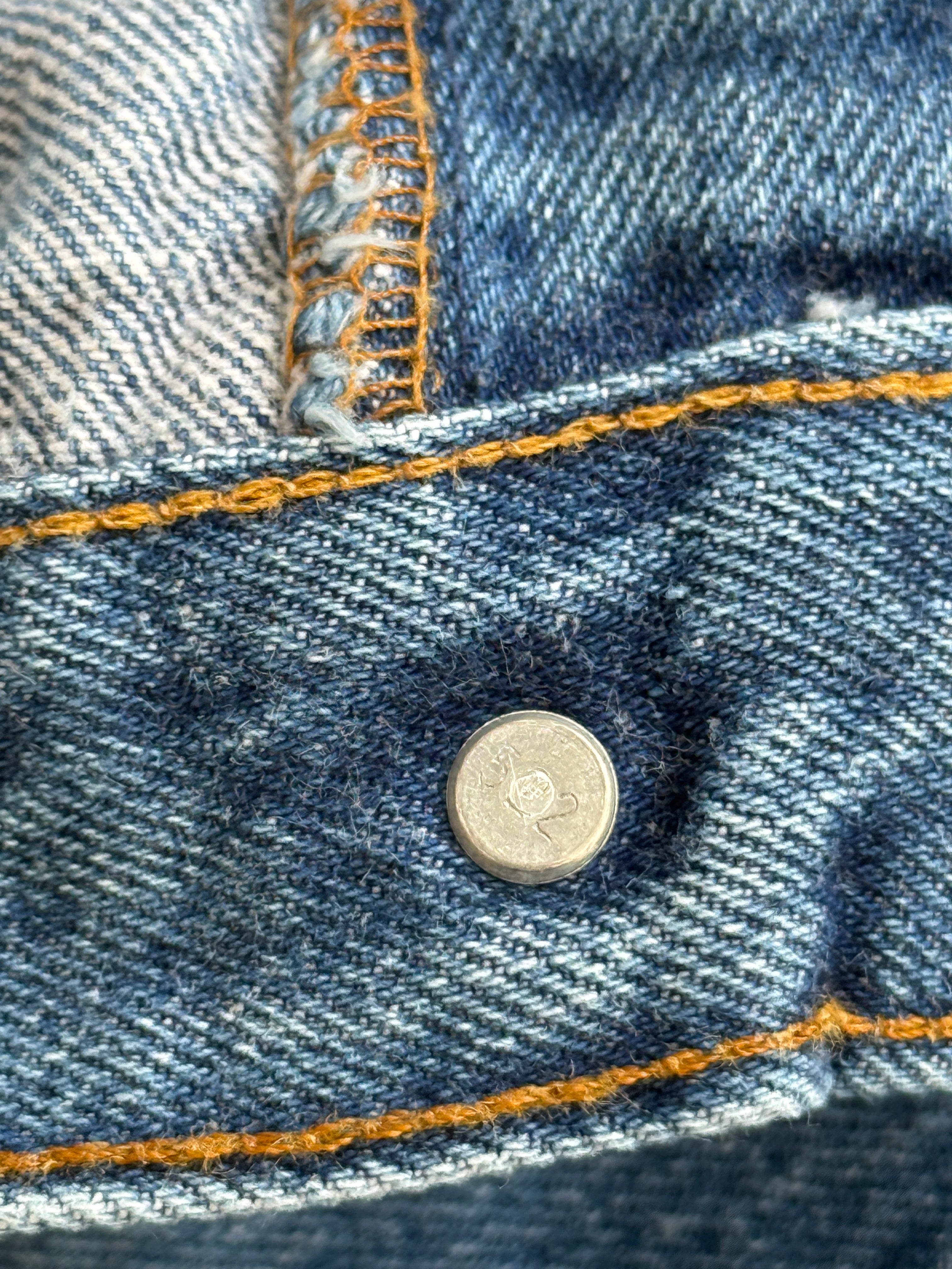 W30 L32 vintage Levis 501 29-30” measured dark blue faded blue 80s denim Levi’s 501s USA