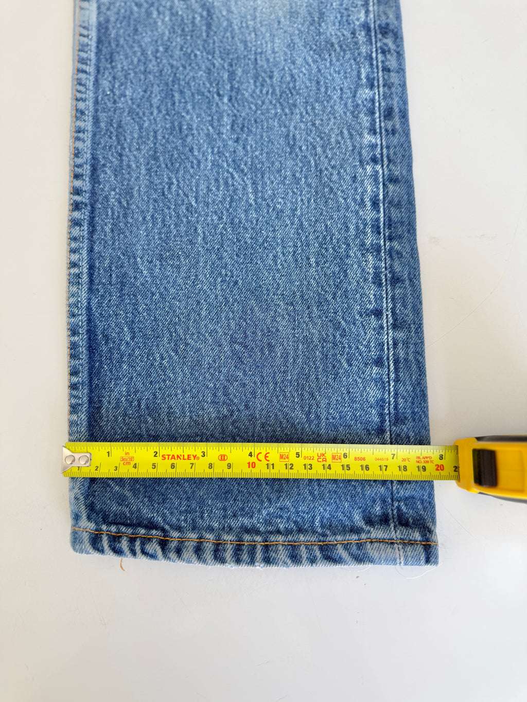 W29 L30 vintage Levis 501xx 28-29” measured dark faded blue 90s Levi’s 501s USA