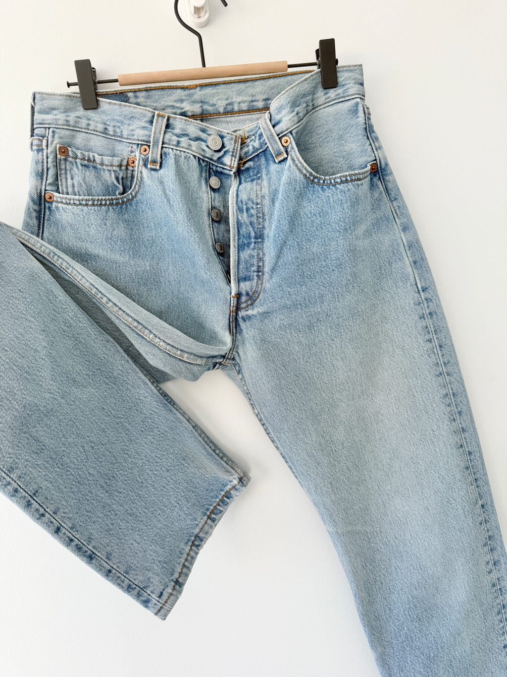 W29 L30 vintage Levis 501 28-29”measured light blue 90s USA 501s