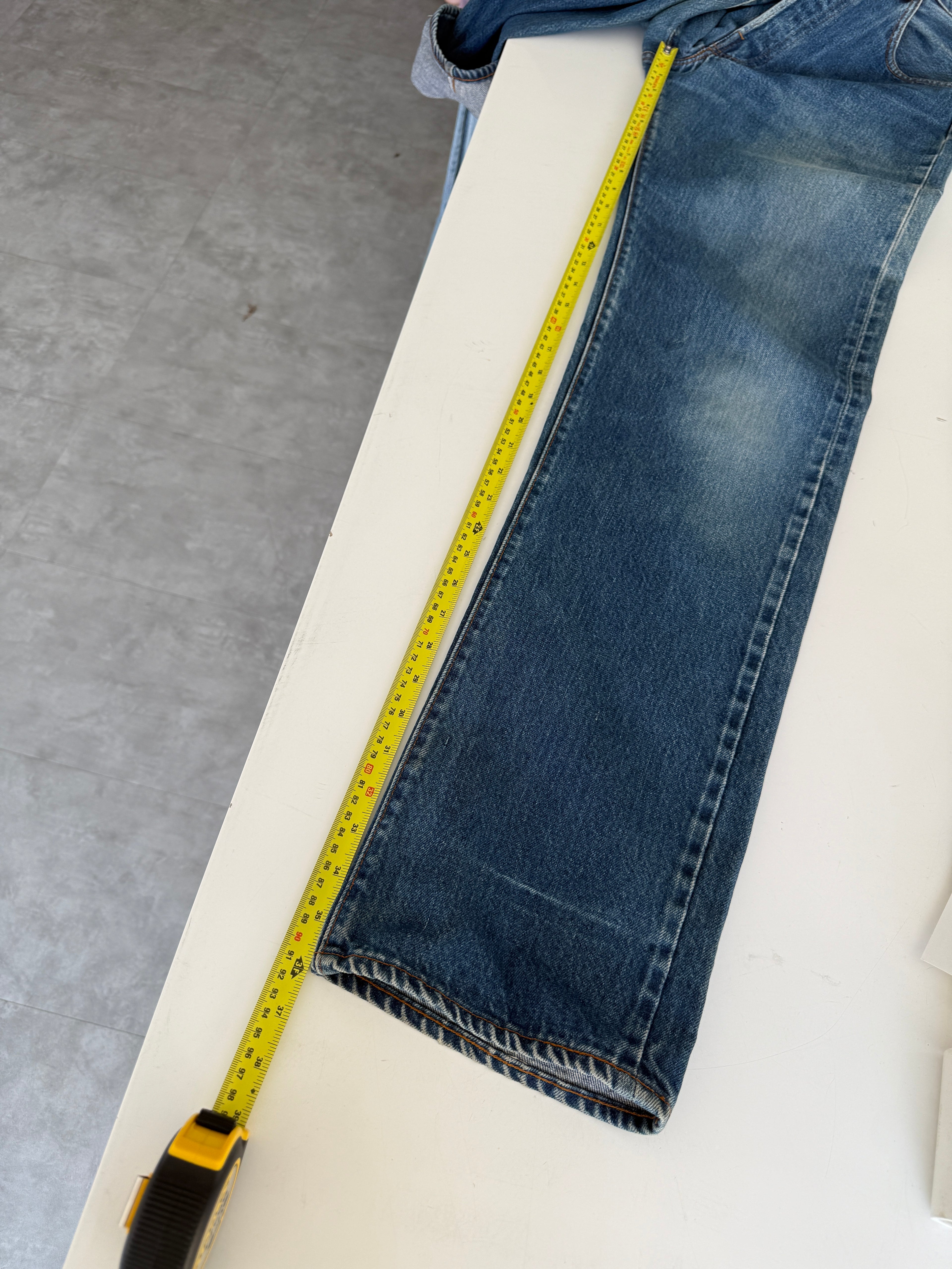Soft W29 L36 vintage Levis 501 28-29” measured selvedge red line USA dark faded blue made in 80s