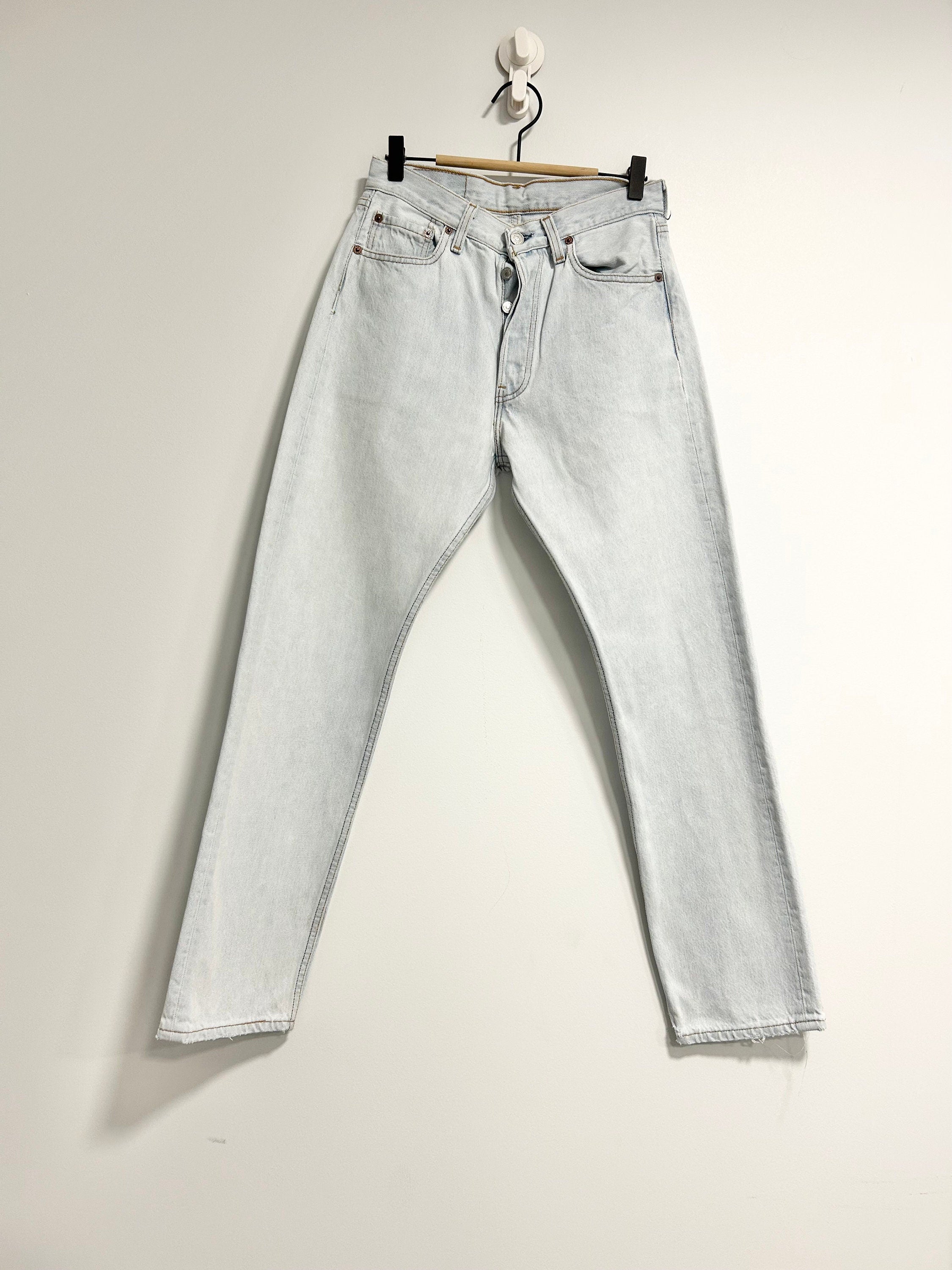 Levis 501 jeans w28 L30 90s light wash faded blue 501 faded wash blue 501 vintage 501s