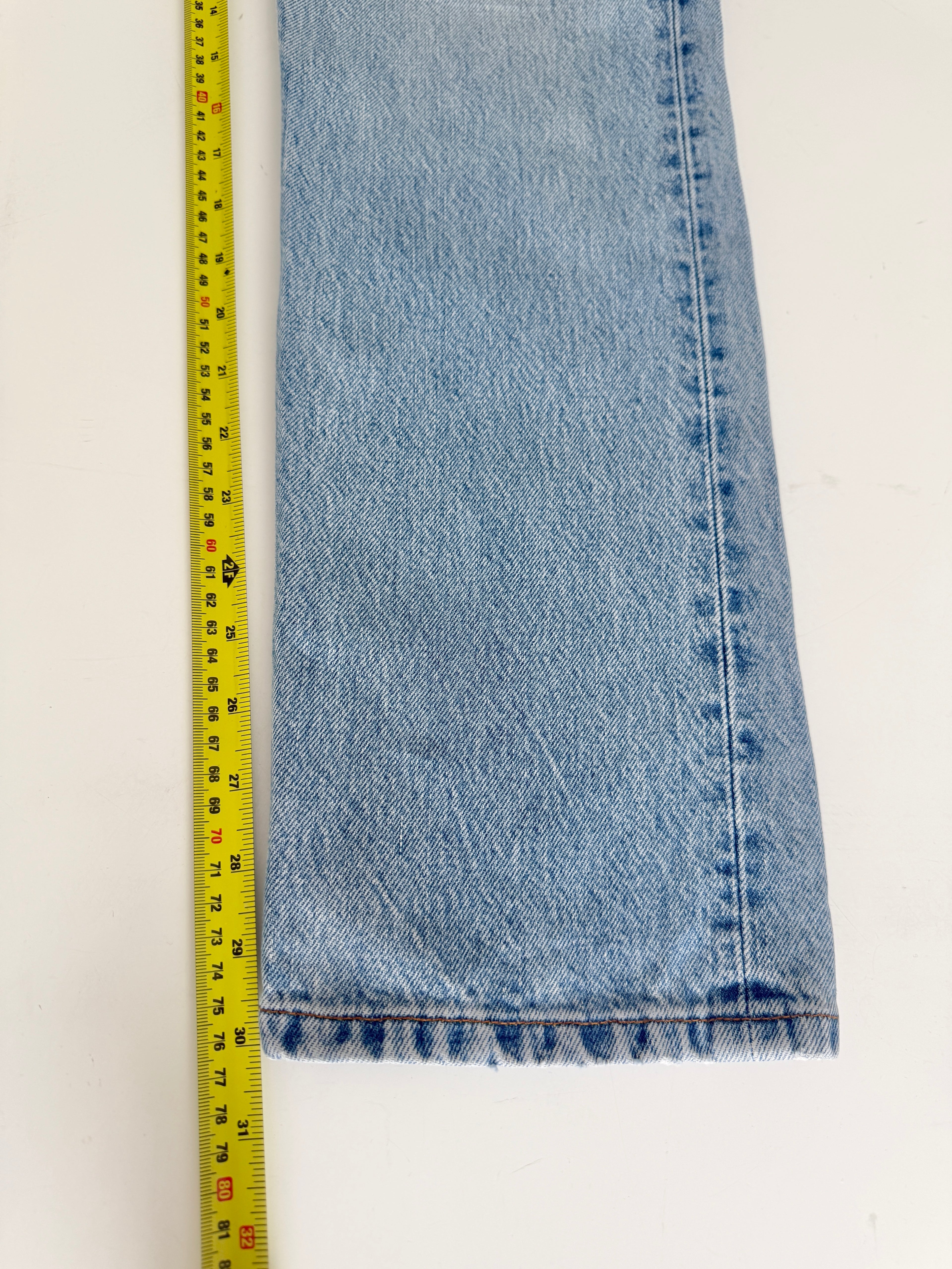 W25 L29 vintage Levis 501 24-25” light blue 90s Levi’s 501s