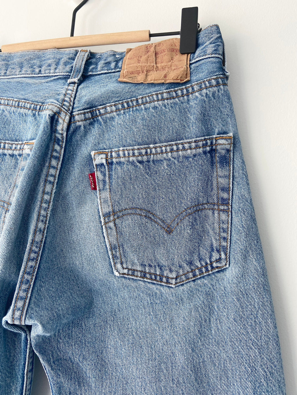 Levis 501 jeans w26 L32 blue made in France 80s 501 blue Levi’s vintage 501