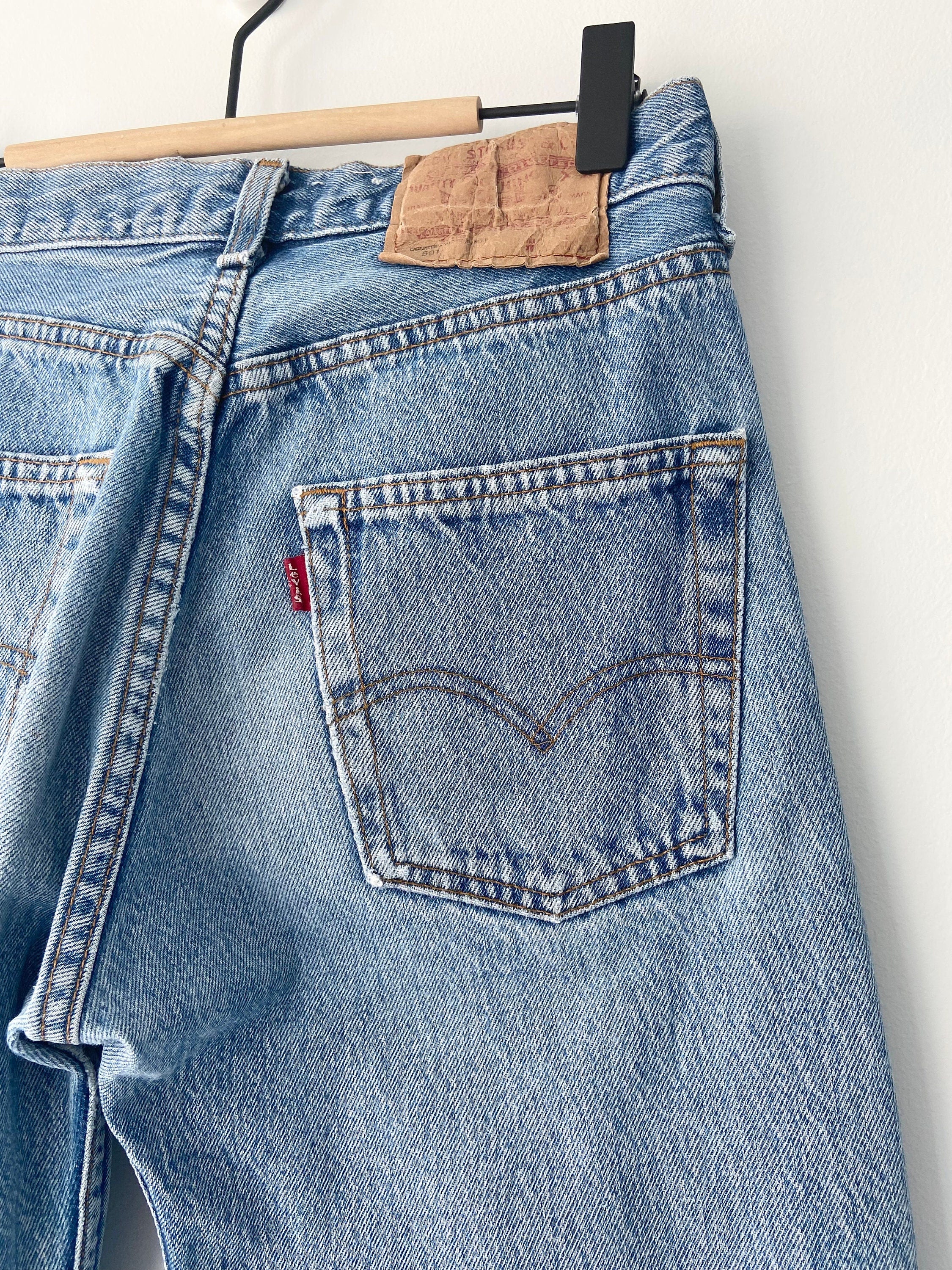 Levis 501 jeans w26 L32 blue made in France 80s 501 blue Levi’s vintage 501