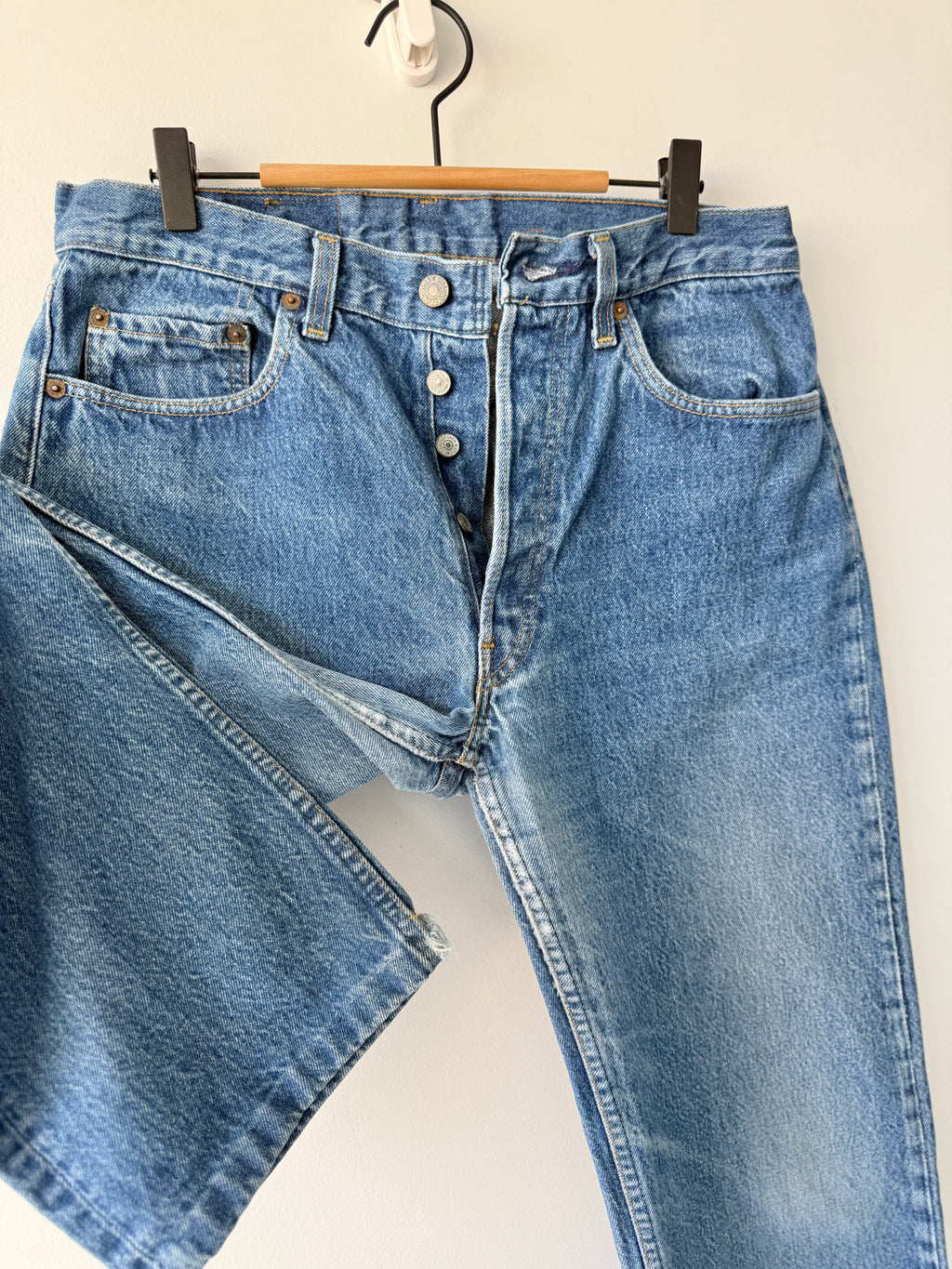 W31 L29 vintage Levis 501 29/31” measured raw blue denim faded blue 80’s levi’s 501s