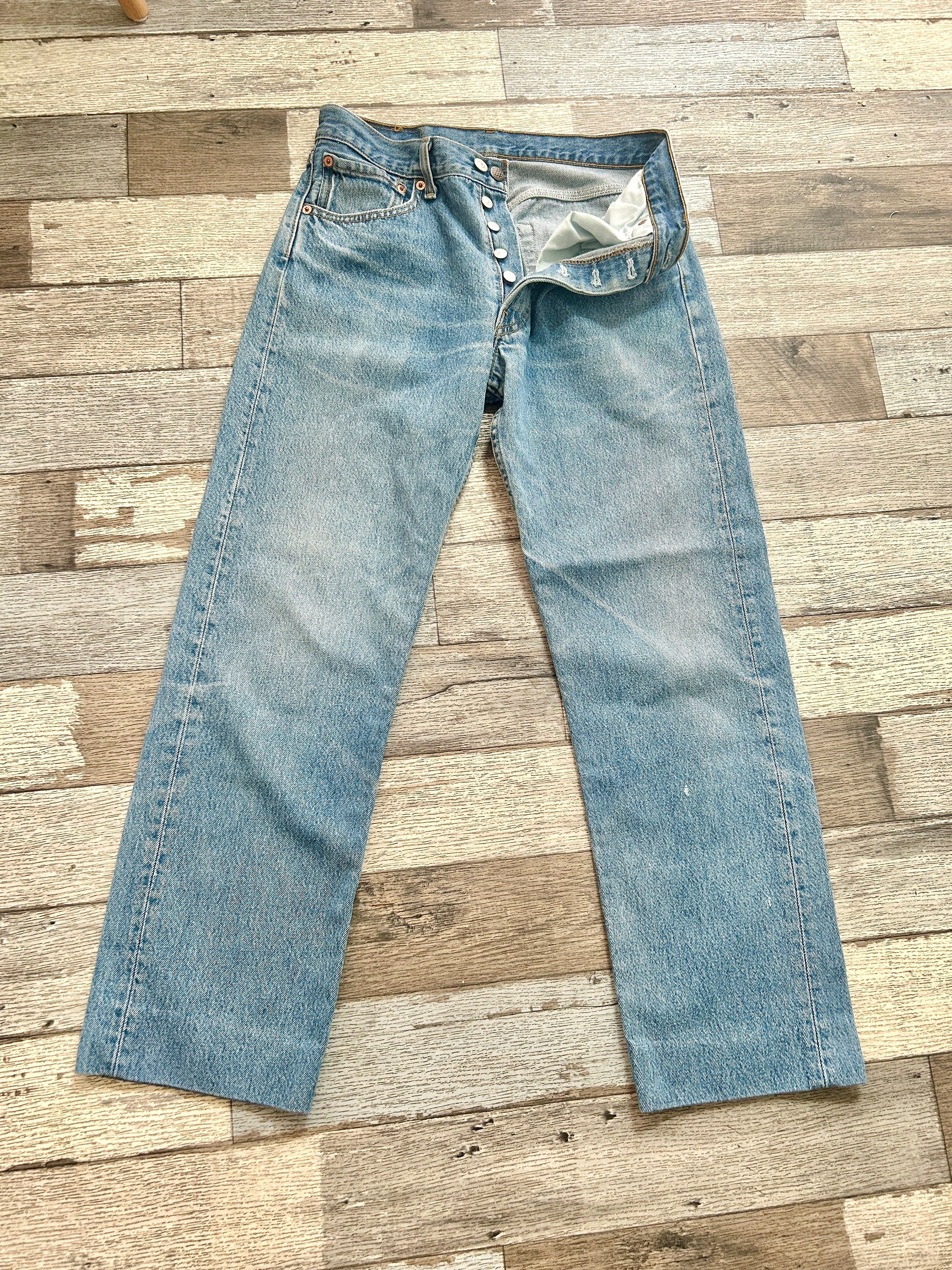 Levi’s 501 jeans w29 L27 faded denim vintage Levi’s 501s straight leg vintage levis 501 jeans