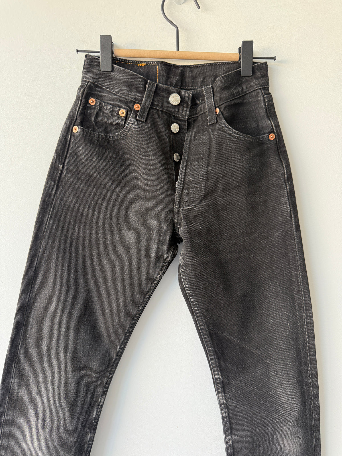 W22 L27 vintage Levis 501s 21/22” measured black fade 501s 90s