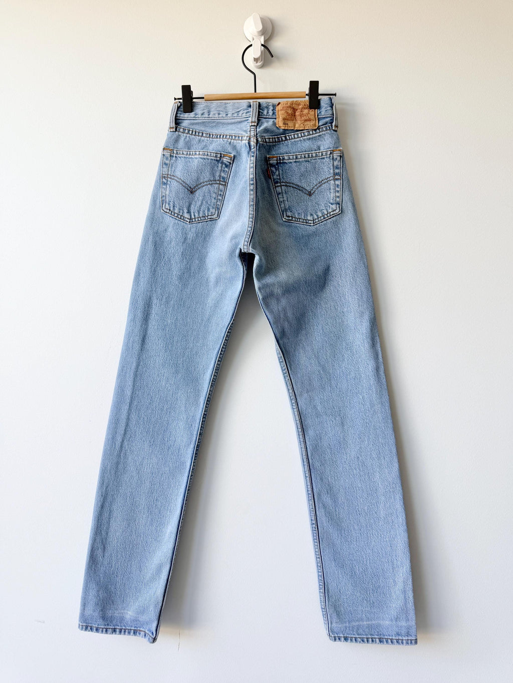 W24 L31 Levis 501 vintage 23-24” measured waist light blue made in turkey  90s hol