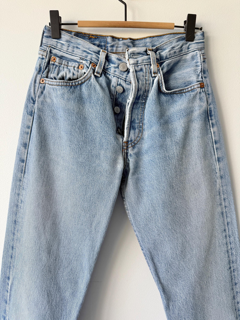 W25 L33 vintage Levis 501 24-25” measured waist light faded denim made in 90s