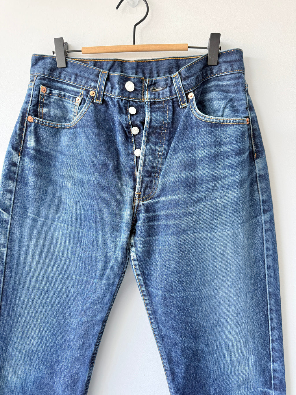 W30 L29 vintage Levis 501 29/30” dark blue Levi’s 501s Y2K