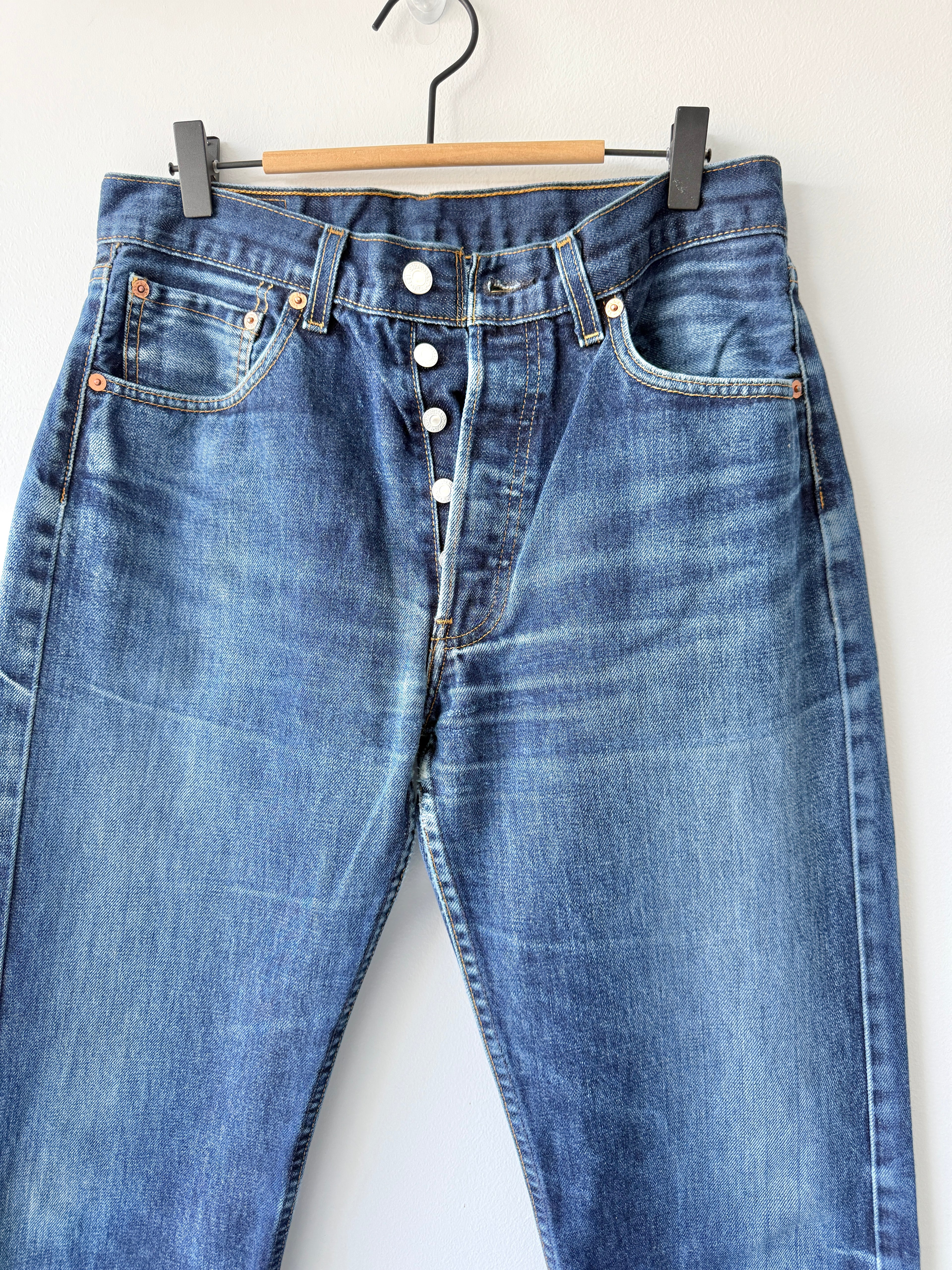 W30 L29 vintage Levis 501 29/30” dark blue Levi’s 501s Y2K