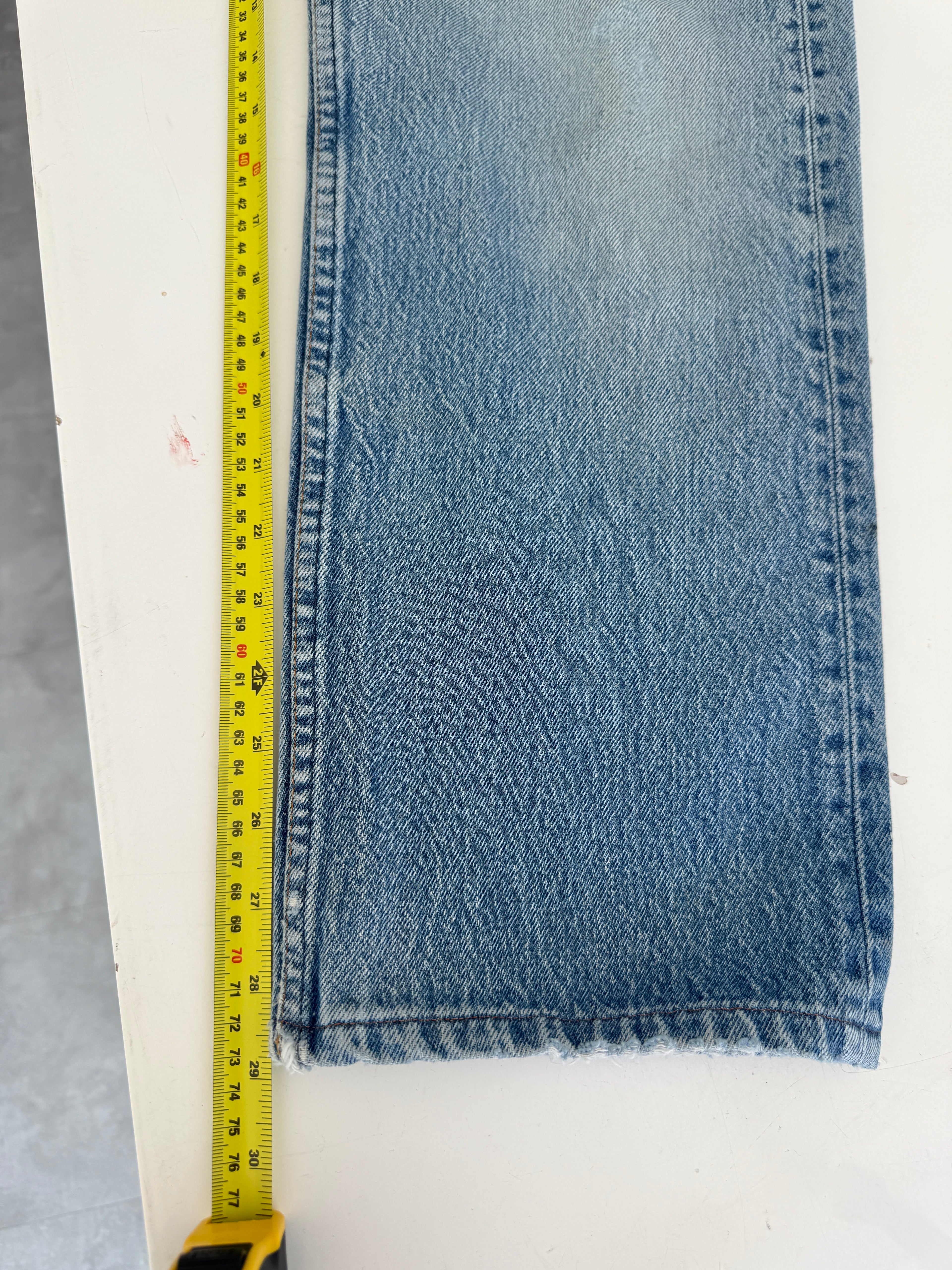 W31 L29 vintage Levis 501 30/31” measured waist medium faded blue 501s early 90s USA