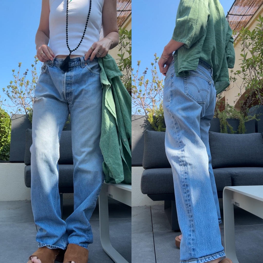 W33 L31 Levis 501 vintage 33” measured waist medium faded blue made in 90s USA