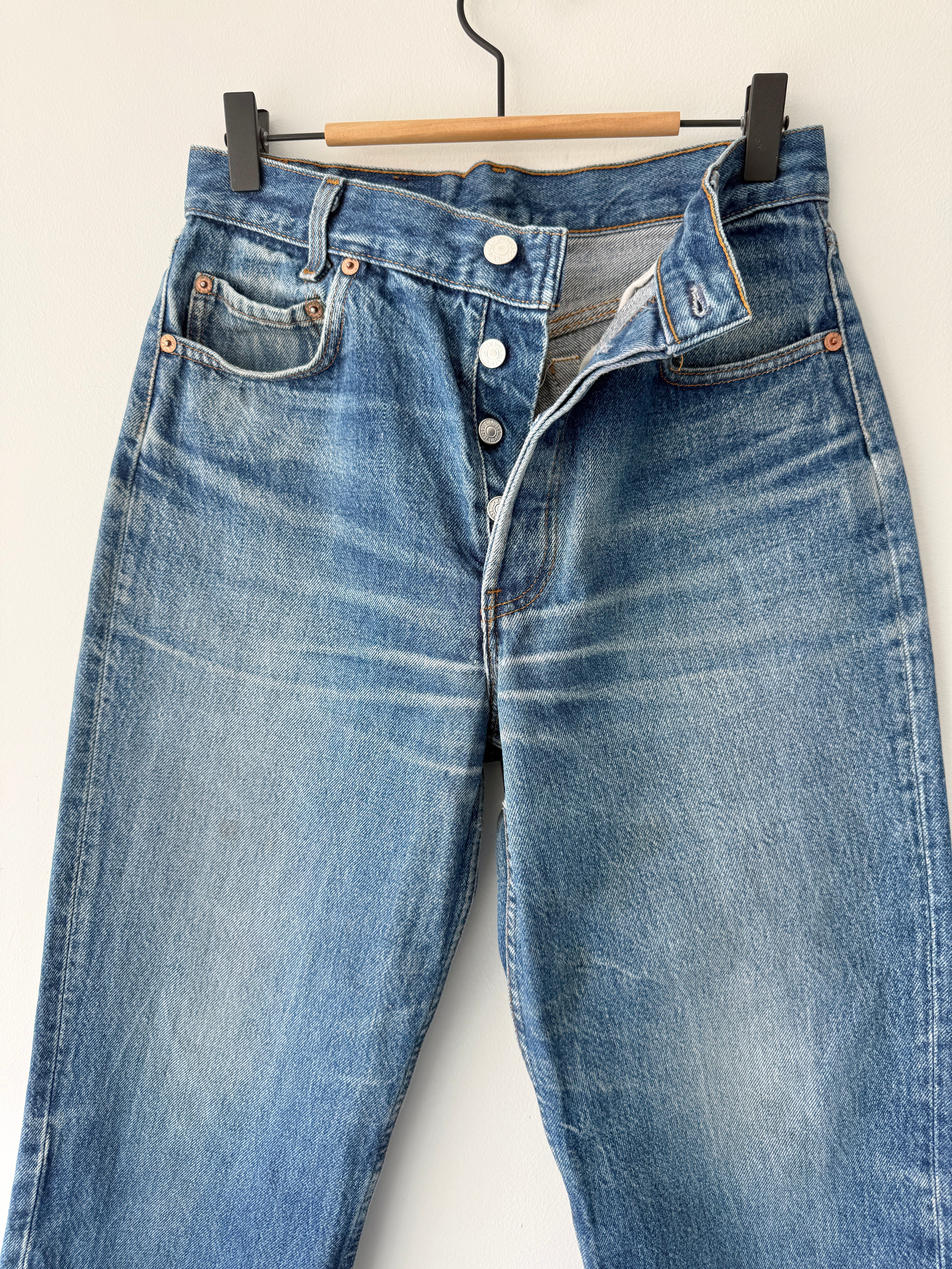 W28 L26 vintage Levis 501s 28” dark raw blue faded blue Levi’s 501 student fit early 90s
