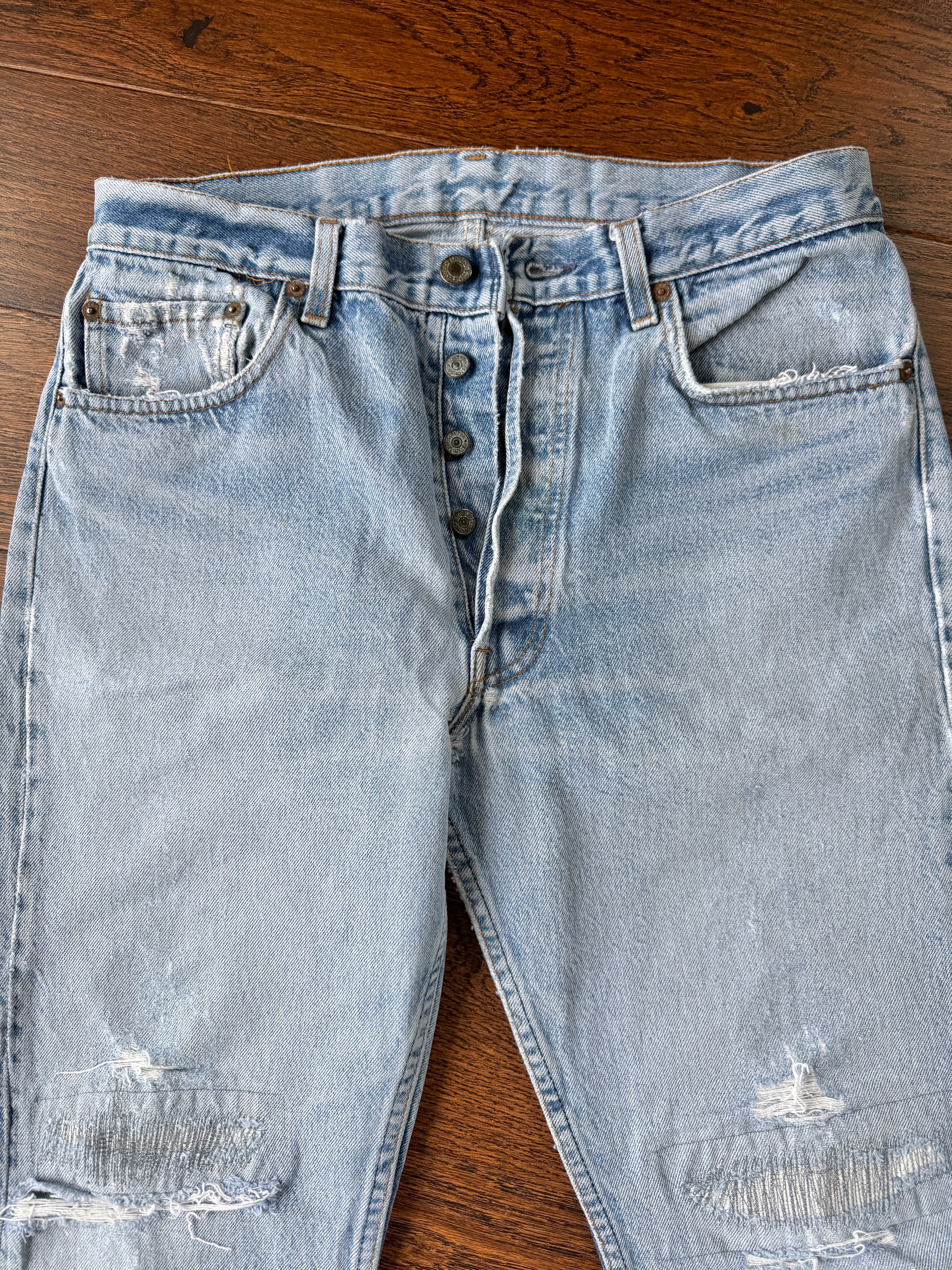 Levis 501 vintage w31 L28 Levi’s faded  blue made in USA 80s straight leg Levi’s 501 vintage 501  30/31” waist