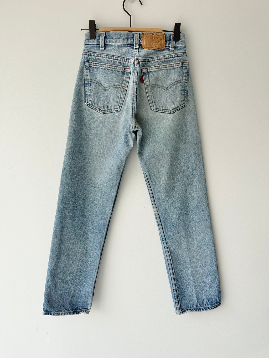 Soft W24 L28 vintage Levis 701s 23/24” measured waist light faded blue USA 80s 701s