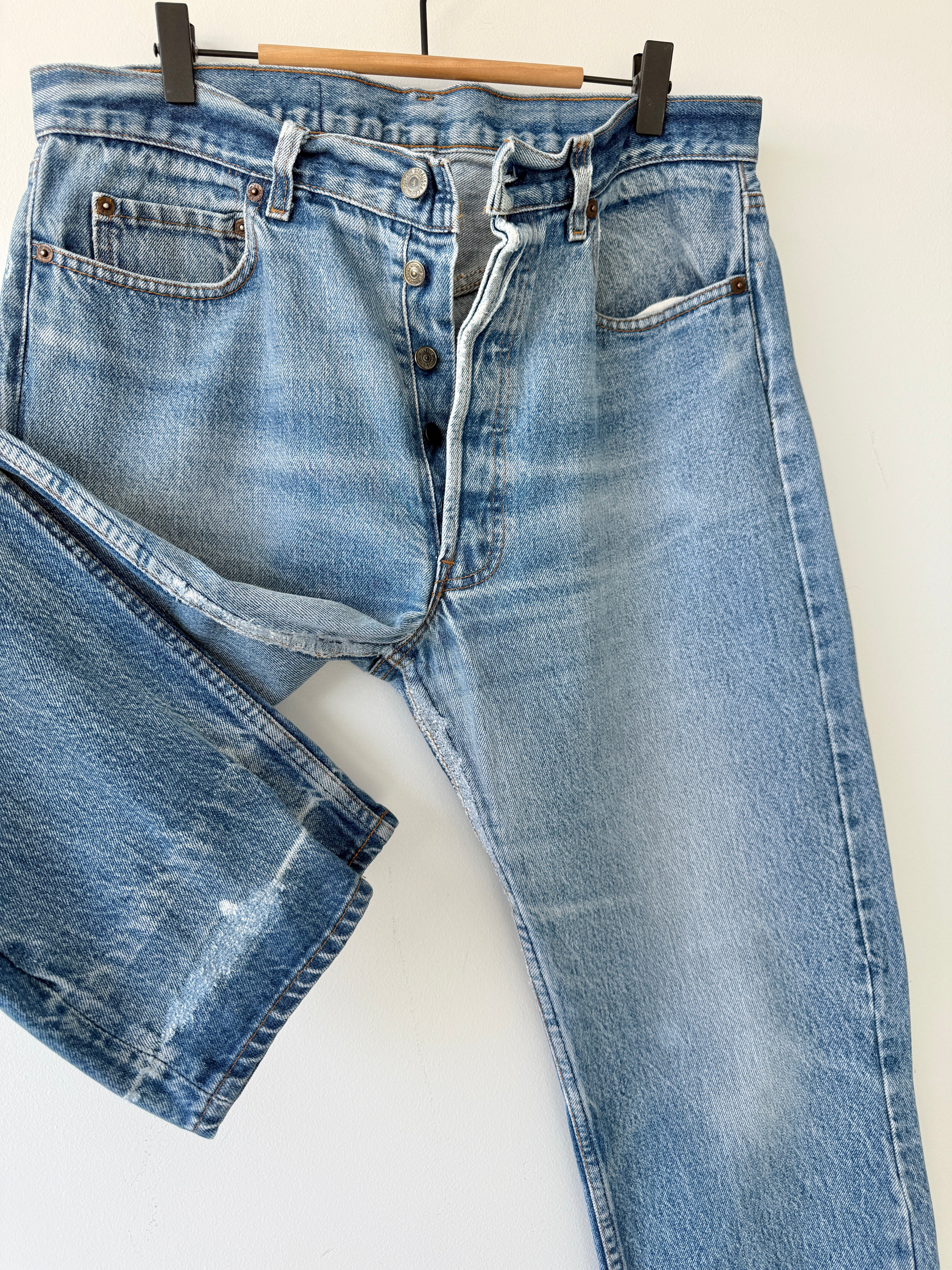 W34 L30 vintage Levis 501 33-34” measured dark faded blue denim 80s Levi’s 501s USA