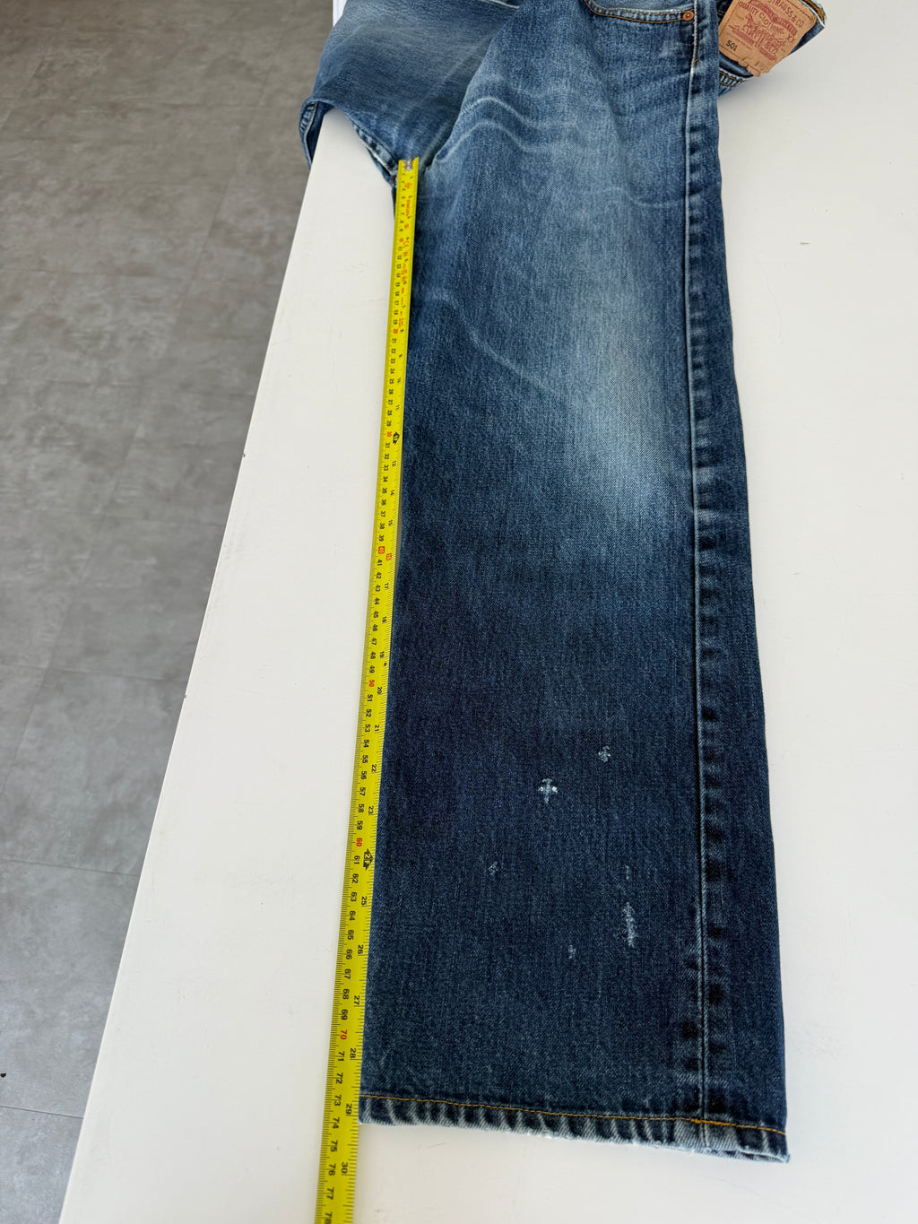W33 L29 vintage Levis 501 32-33”” measured dark indigo denim whiskers Y2K 501s