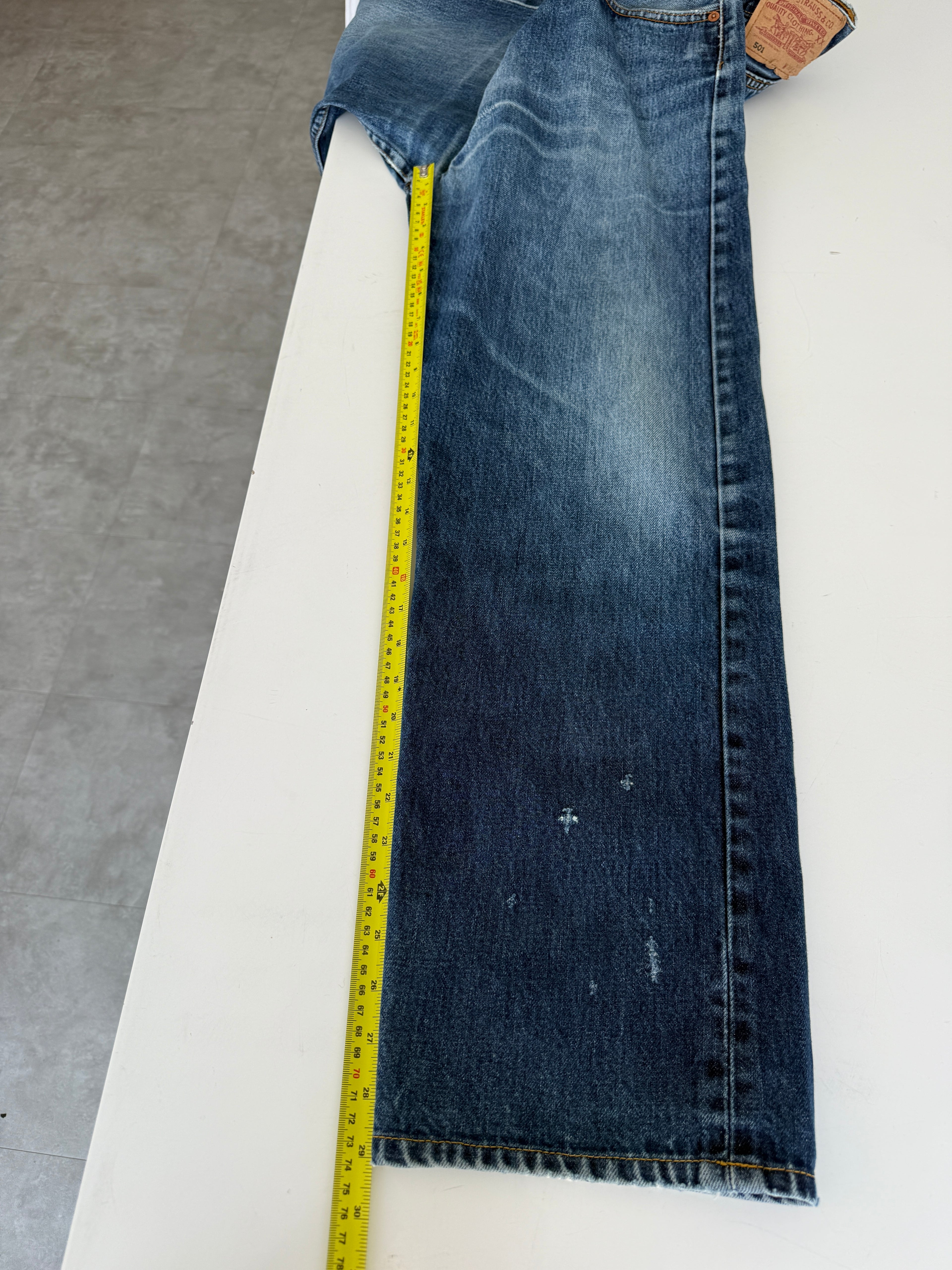 W33 L29 vintage Levis 501 32-33”” measured dark indigo denim whiskers Y2K 501s