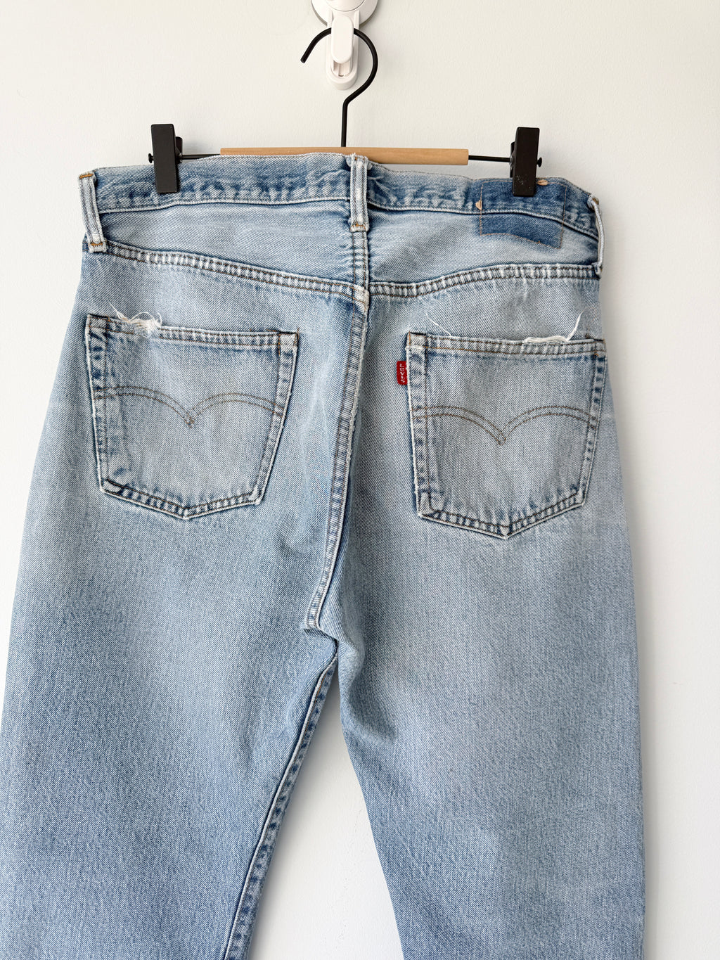 W32 L31 selvedge vintage Levis 501 31/32” measured light blue denim 70s Levi’s 501s USA