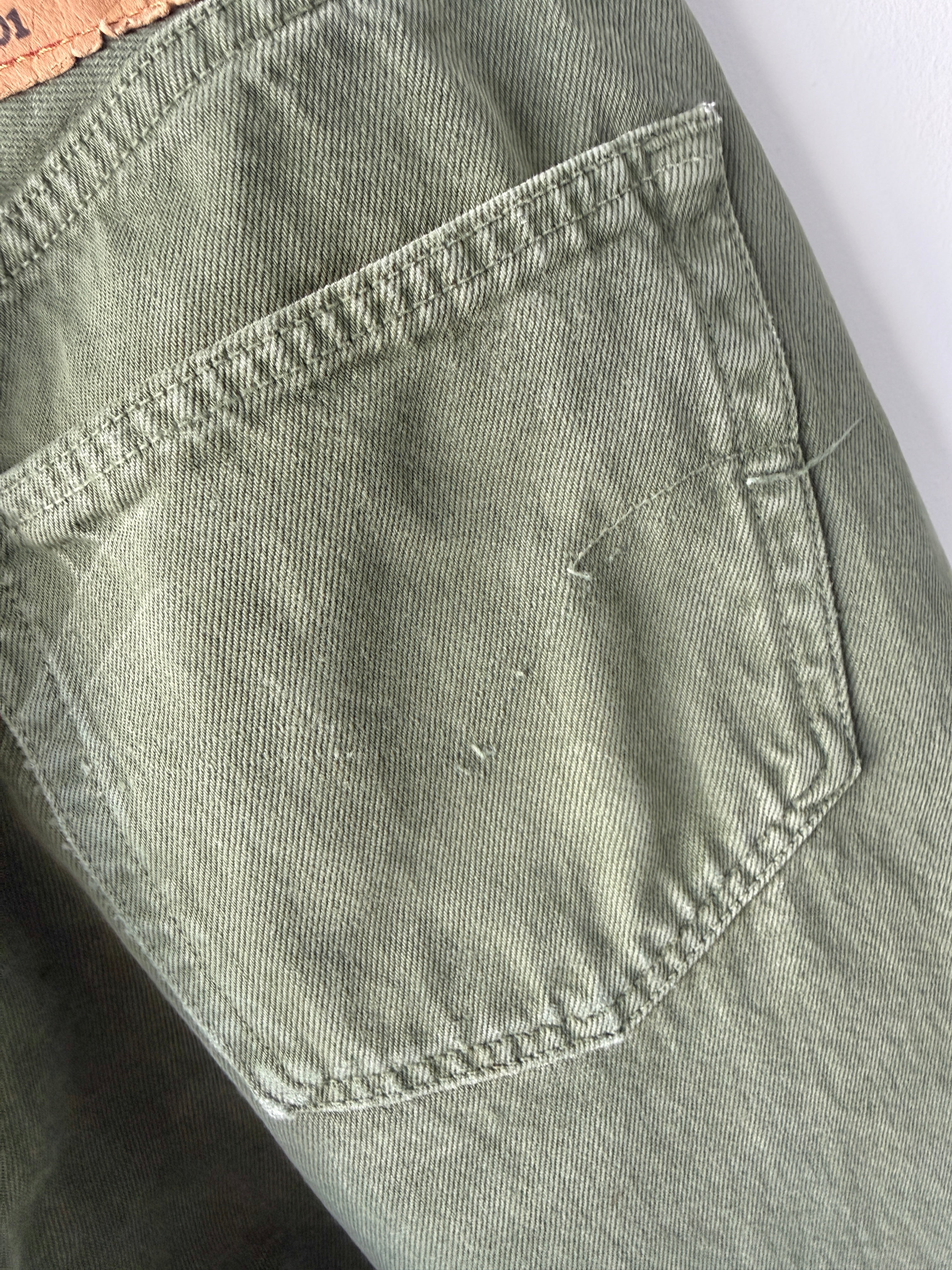 W35 L31 vintage Levis 501 34-35” measured dark green denim 90s USA 501s