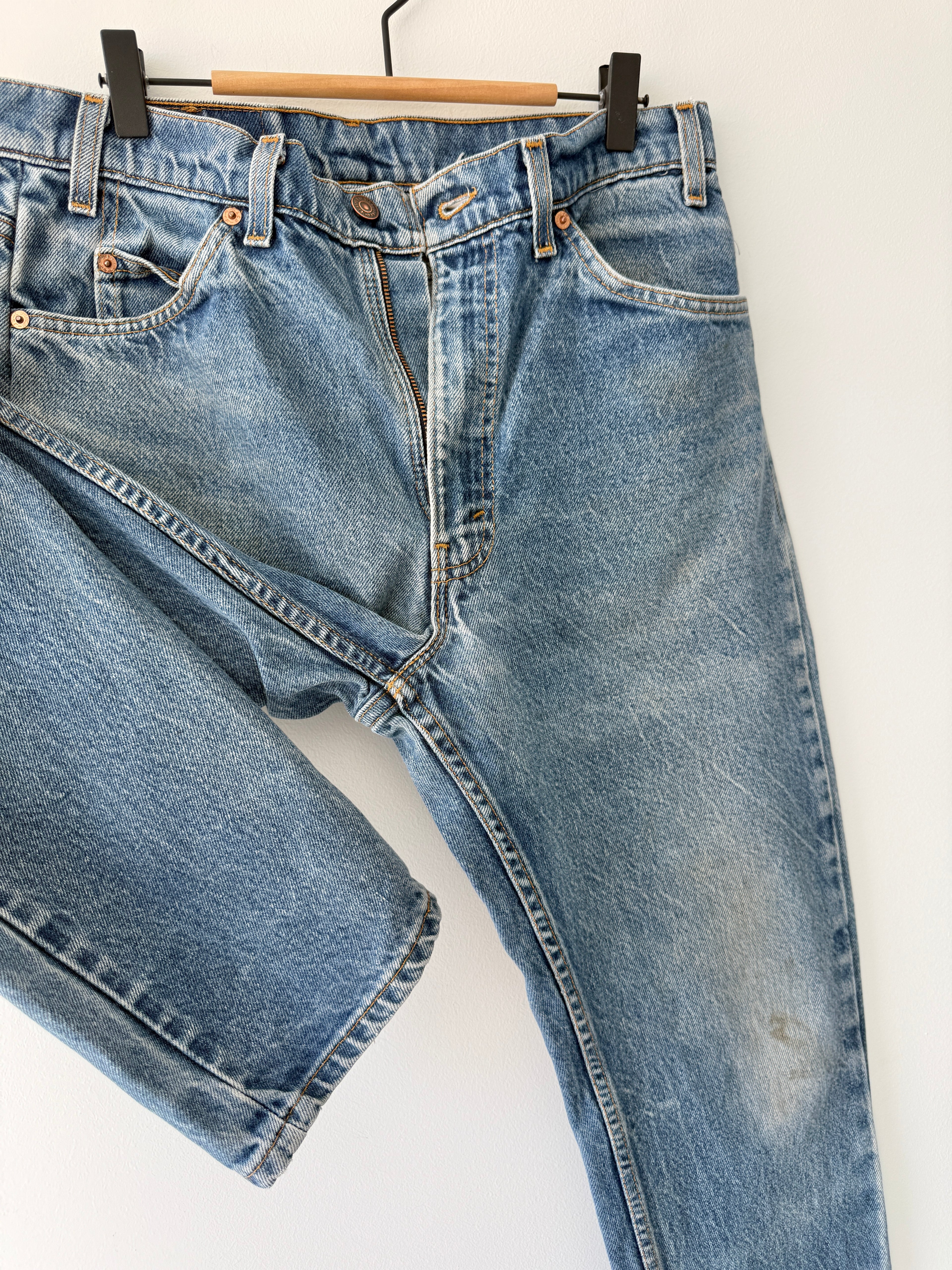 W32 L29 vintage Levis 505 31/32” measured waist dark fade blue faded  90s orange tag USA 505s